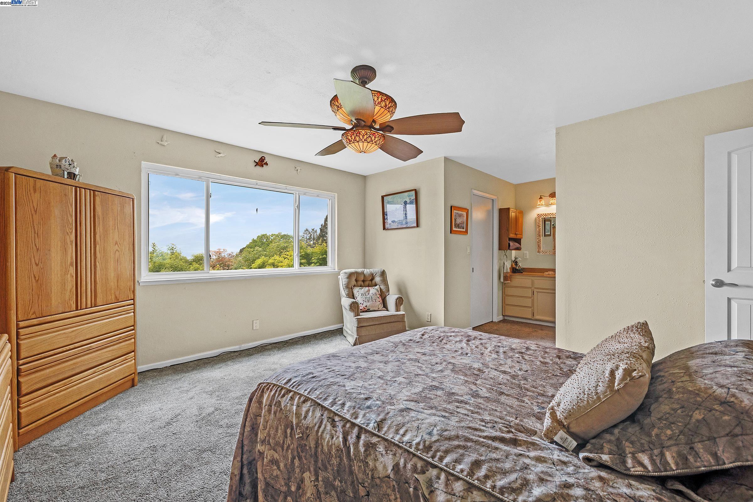 property-img