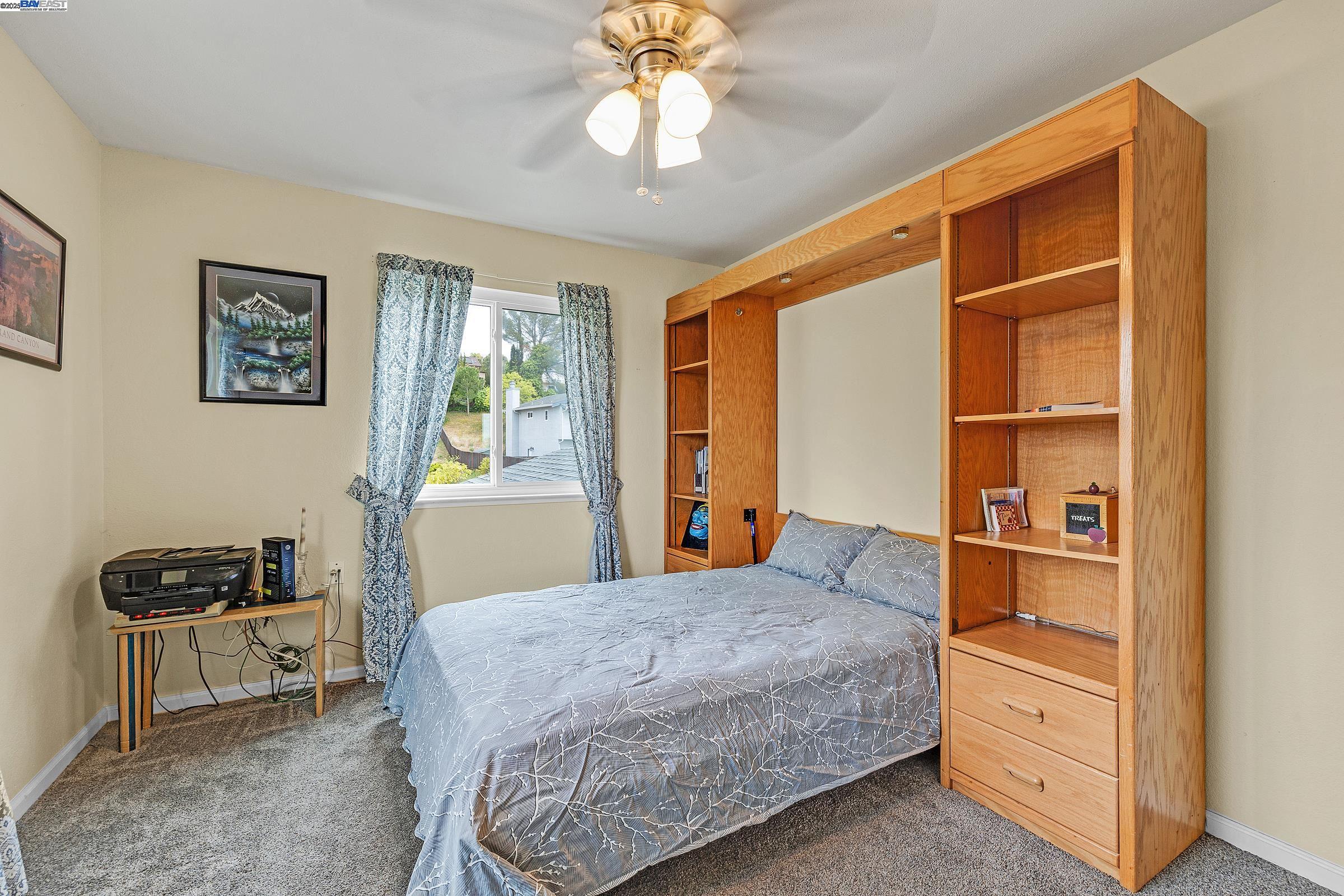 property-img