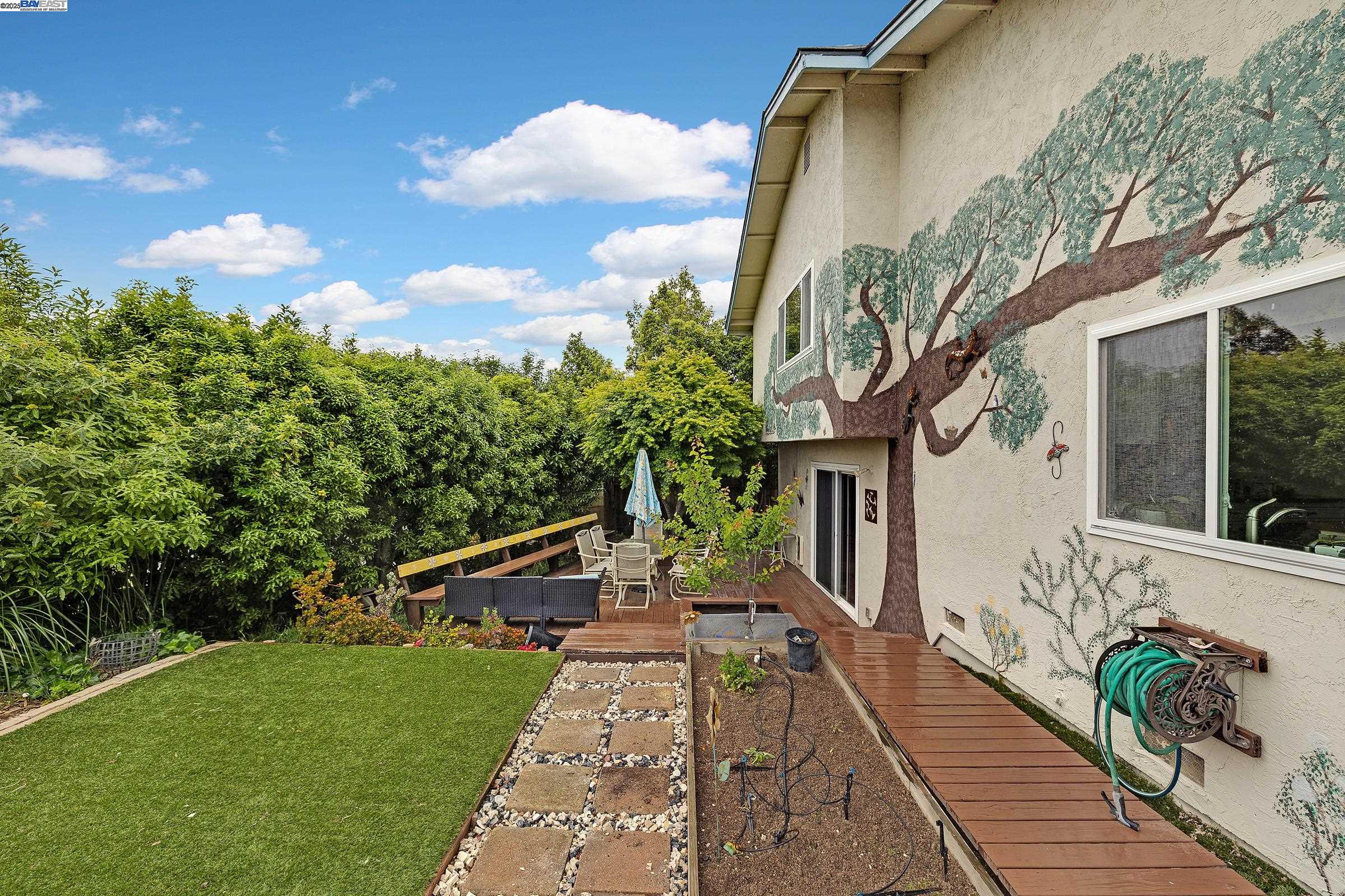 property-img