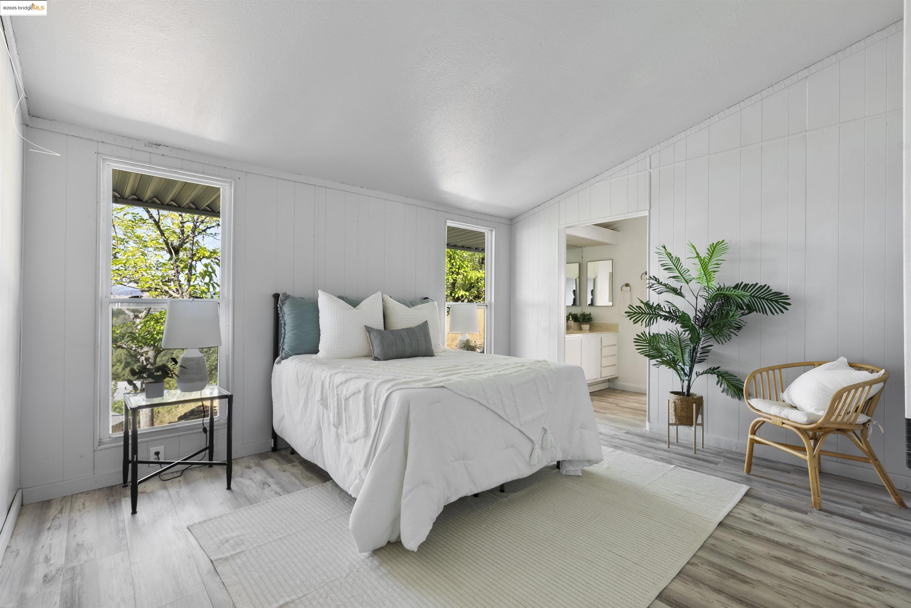 Detail Gallery Image 13 of 35 For 3215 Knob St, Nice,  CA 95464 - 2 Beds | 2 Baths