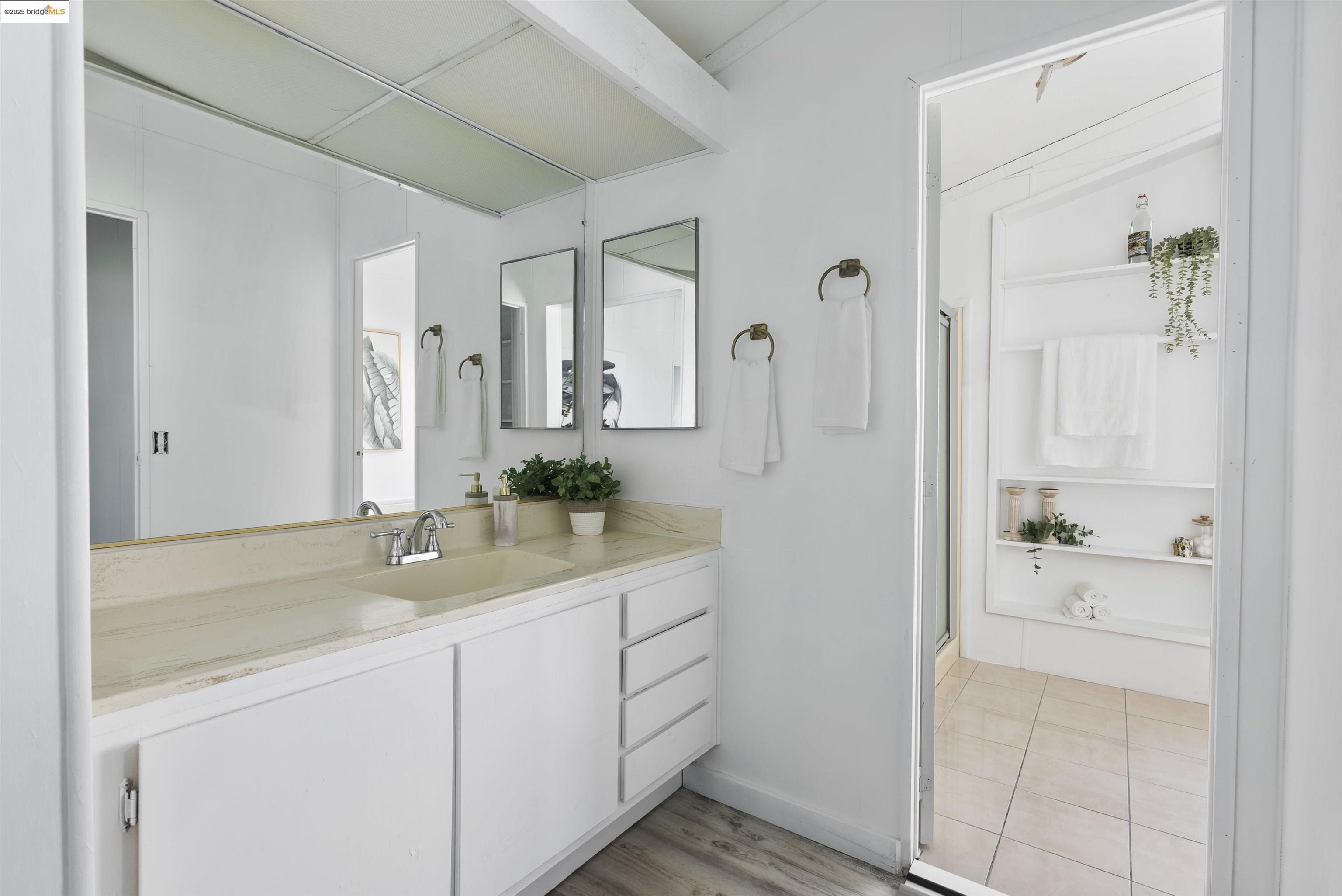 Detail Gallery Image 16 of 35 For 3215 Knob St, Nice,  CA 95464 - 2 Beds | 2 Baths