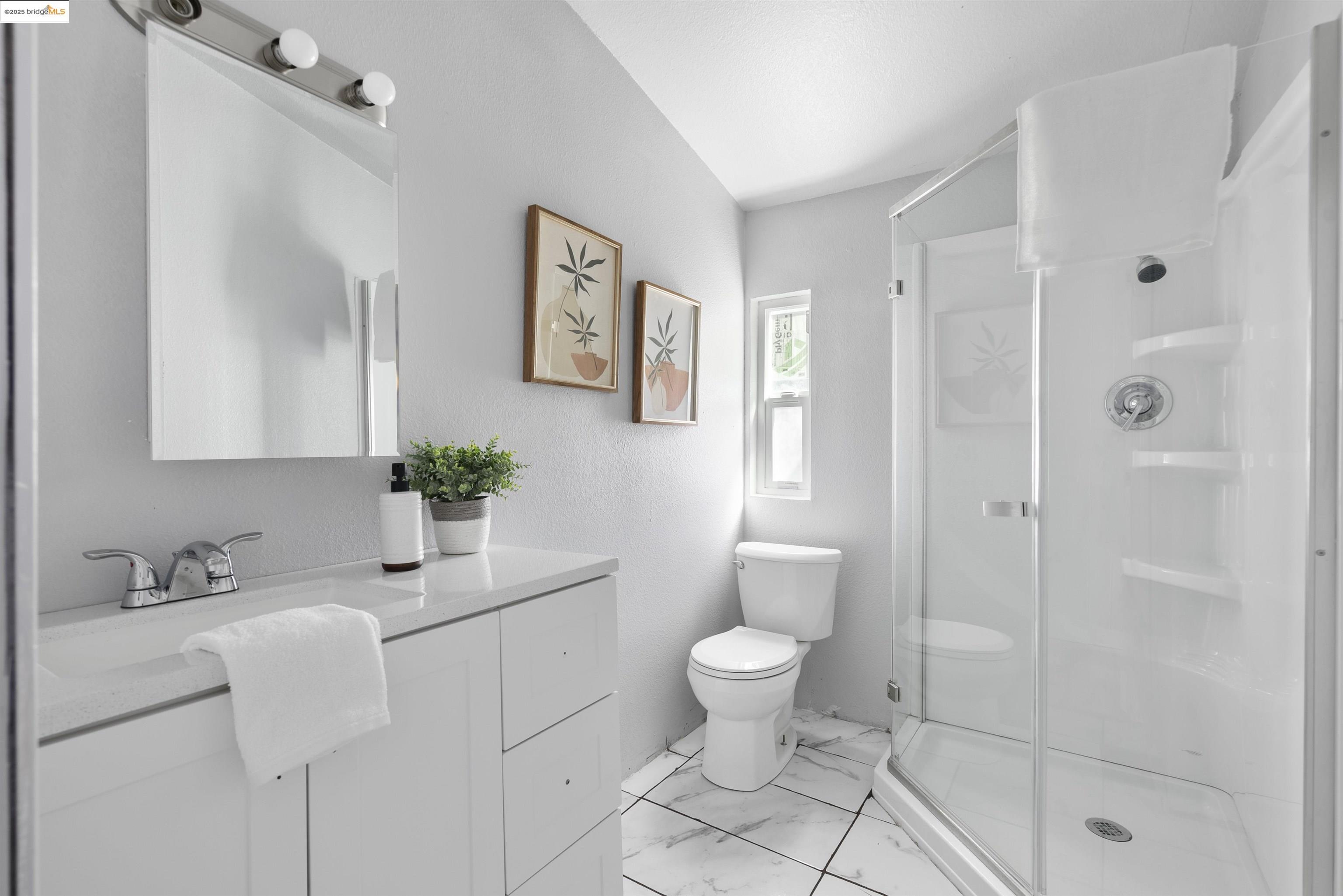Detail Gallery Image 19 of 35 For 3215 Knob St, Nice,  CA 95464 - 2 Beds | 2 Baths