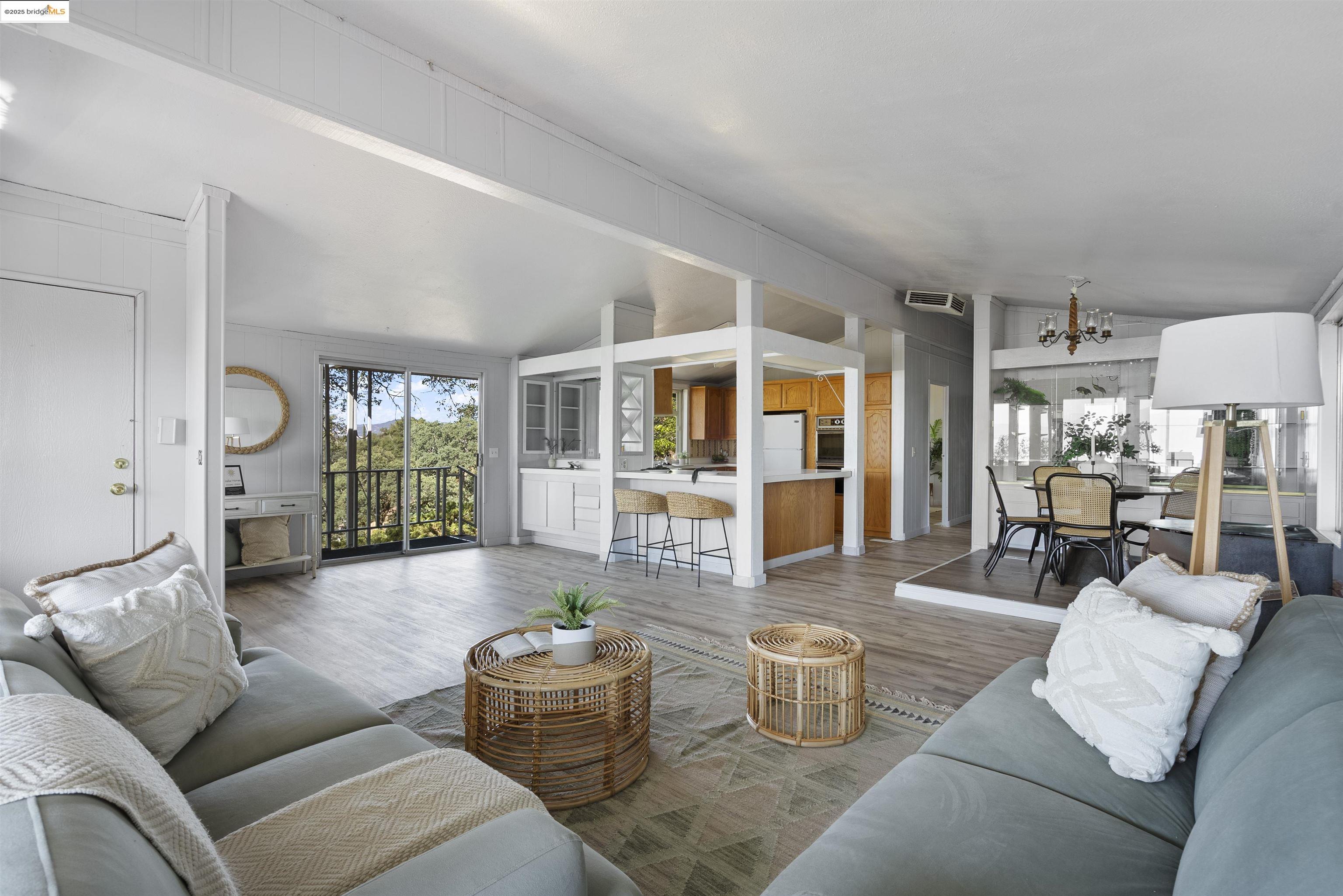Detail Gallery Image 4 of 35 For 3215 Knob St, Nice,  CA 95464 - 2 Beds | 2 Baths