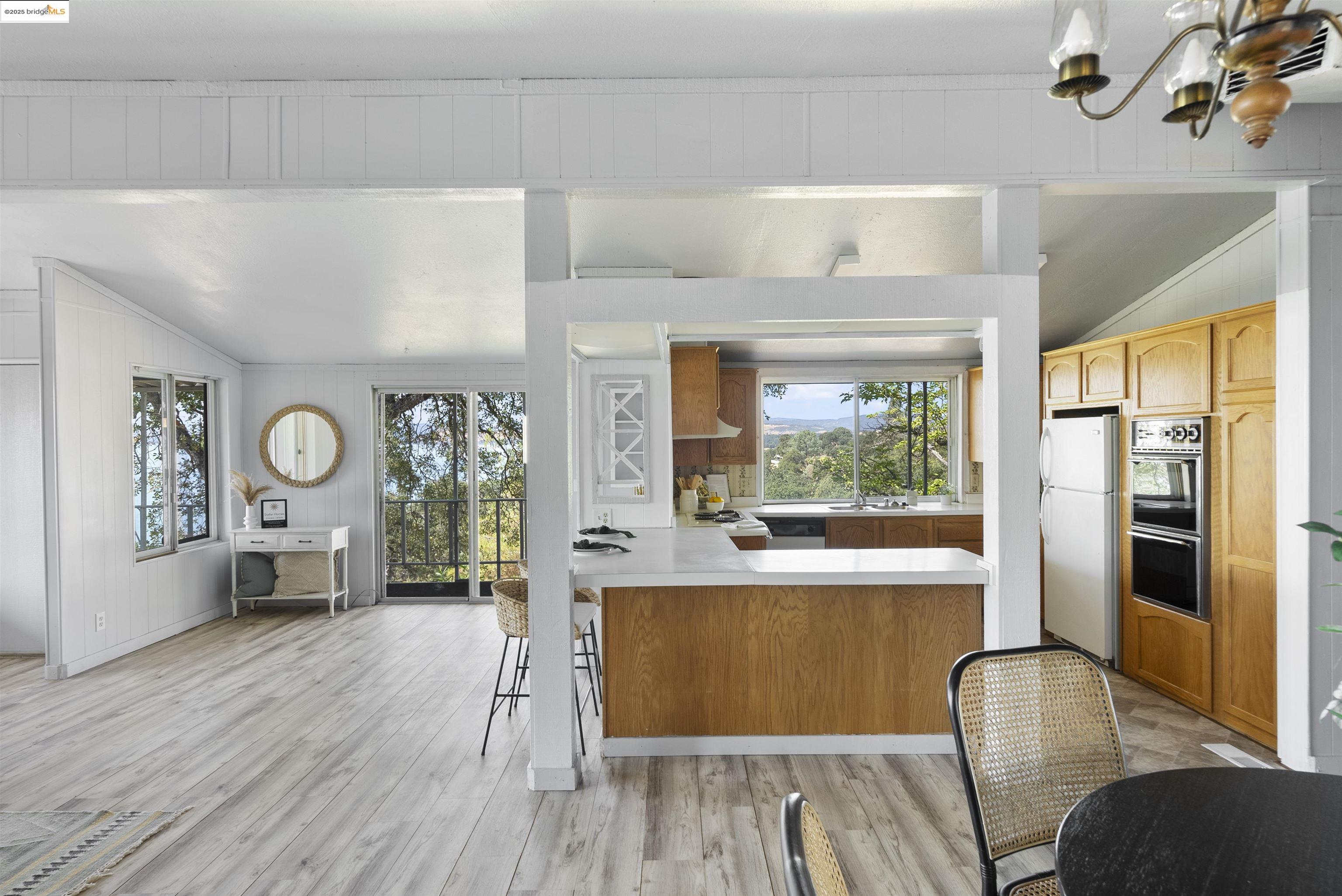 Detail Gallery Image 8 of 35 For 3215 Knob St, Nice,  CA 95464 - 2 Beds | 2 Baths
