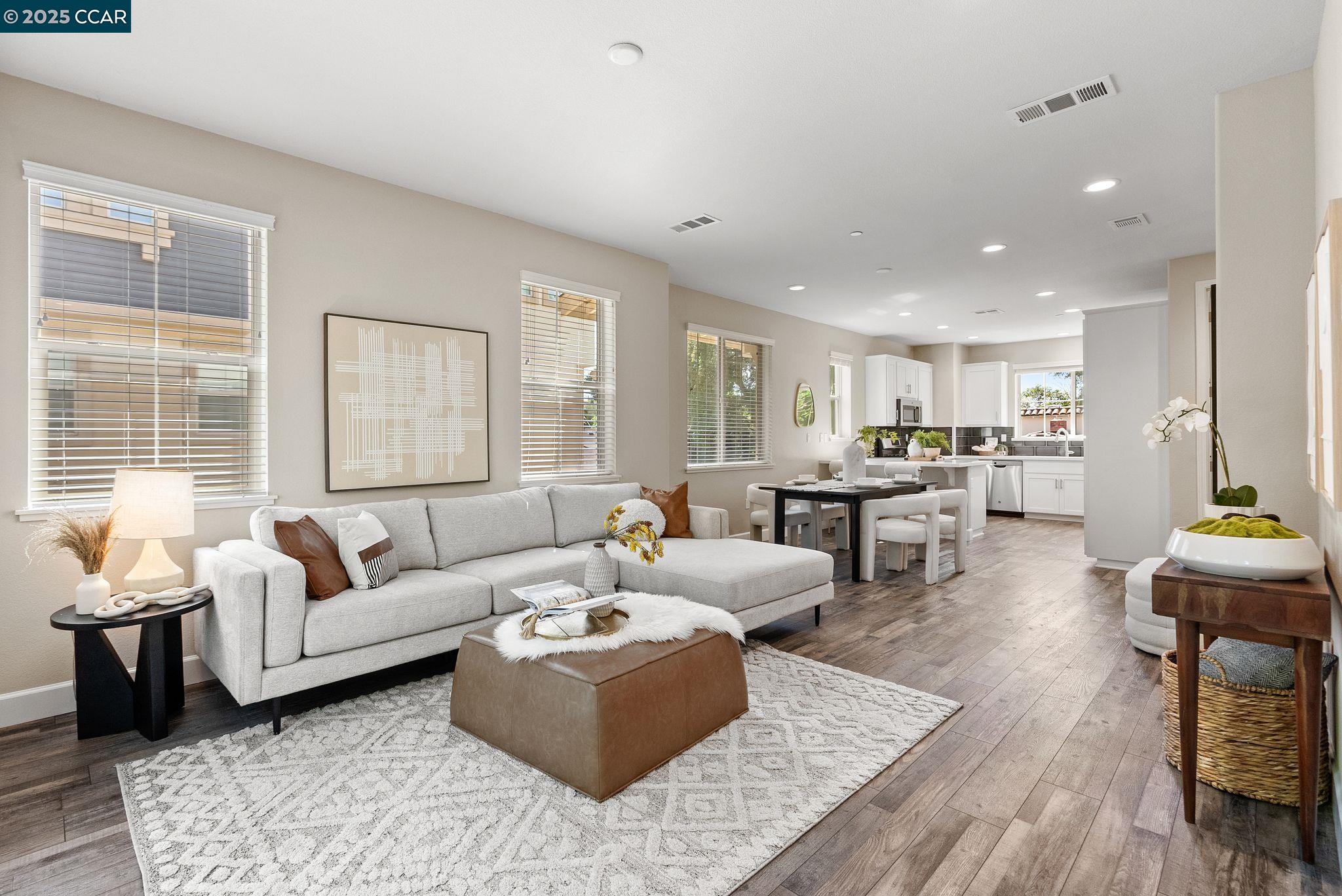 Detail Gallery Image 1 of 38 For 1878 Enclave Pl., Concord,  CA 94519 - 3 Beds | 3 Baths