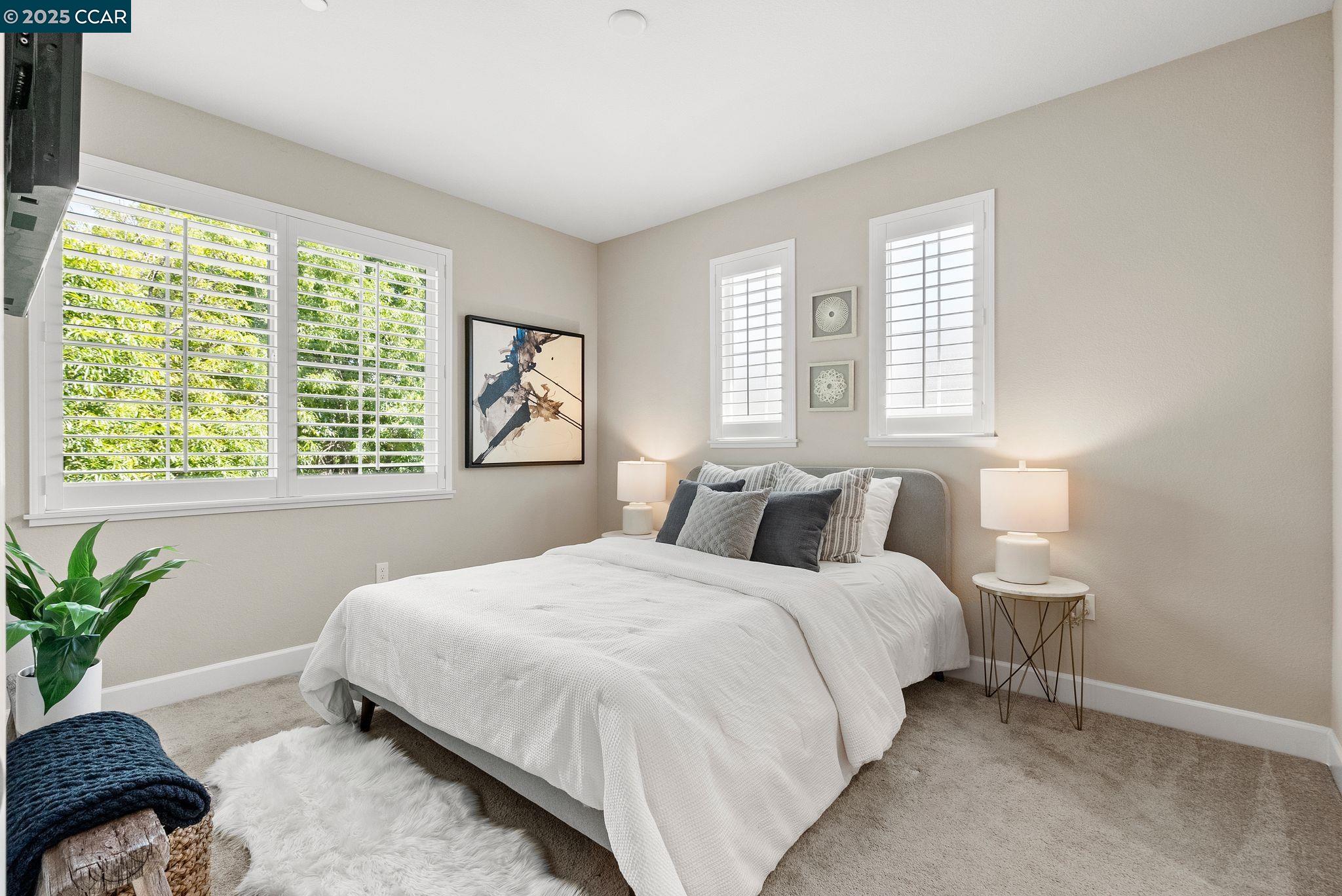 Detail Gallery Image 16 of 38 For 1878 Enclave Pl., Concord,  CA 94519 - 3 Beds | 3 Baths