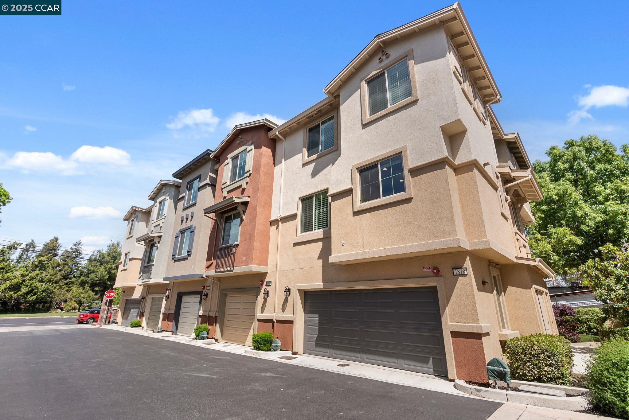 Detail Gallery Image 35 of 38 For 1878 Enclave Pl., Concord,  CA 94519 - 3 Beds | 3 Baths