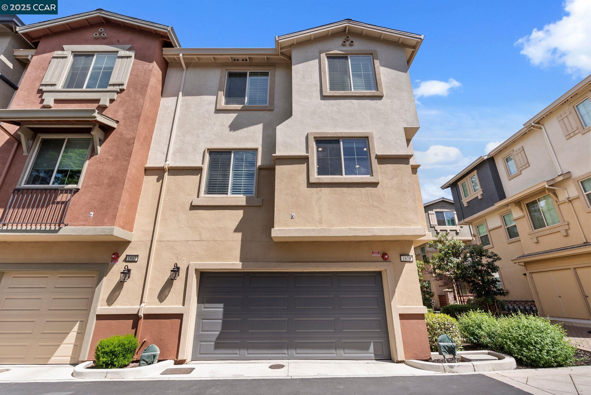 Detail Gallery Image 36 of 38 For 1878 Enclave Pl., Concord,  CA 94519 - 3 Beds | 3 Baths