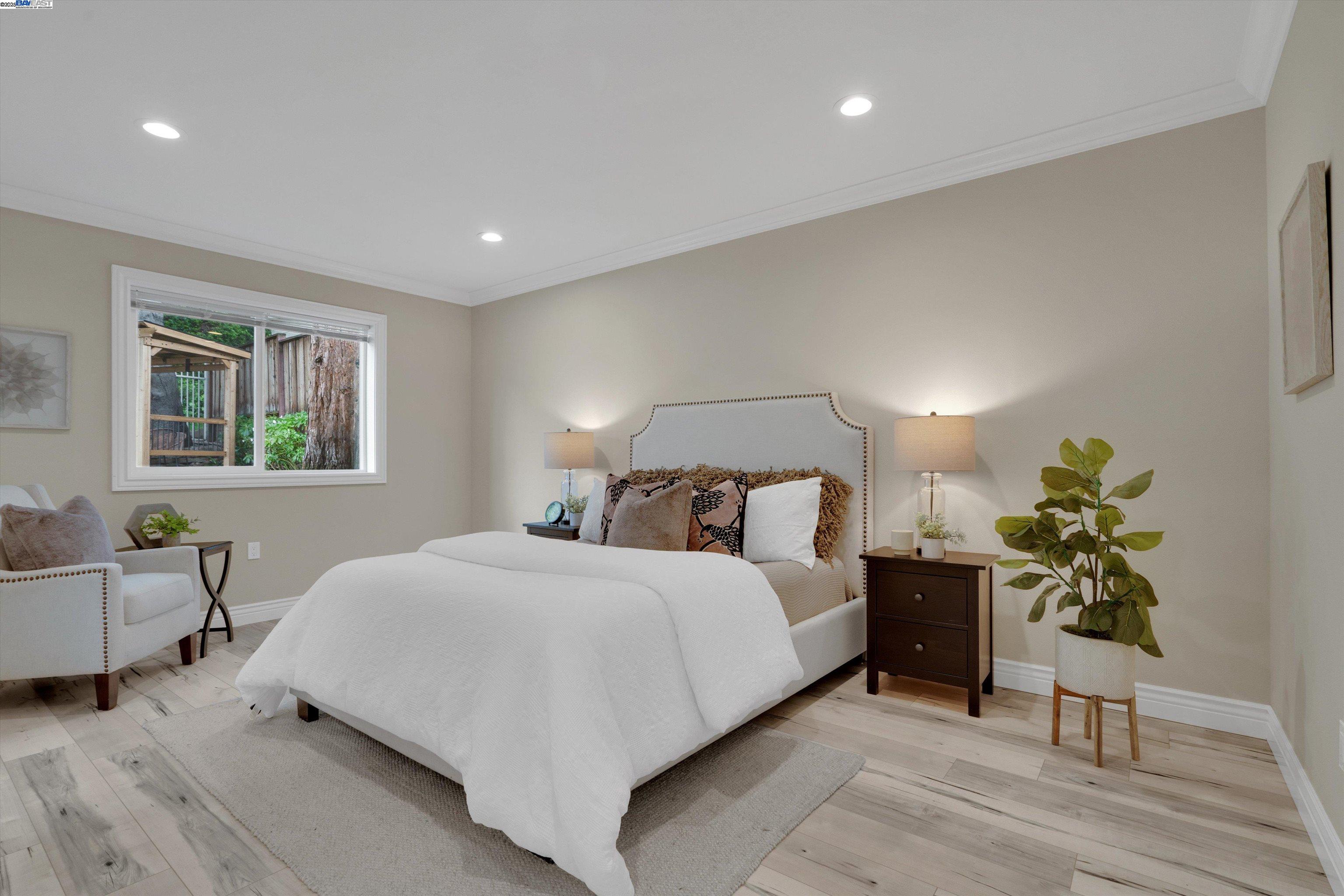 Detail Gallery Image 11 of 27 For 4433 Fair Ave, Oakland,  CA 94619 - 4 Beds | 3 Baths