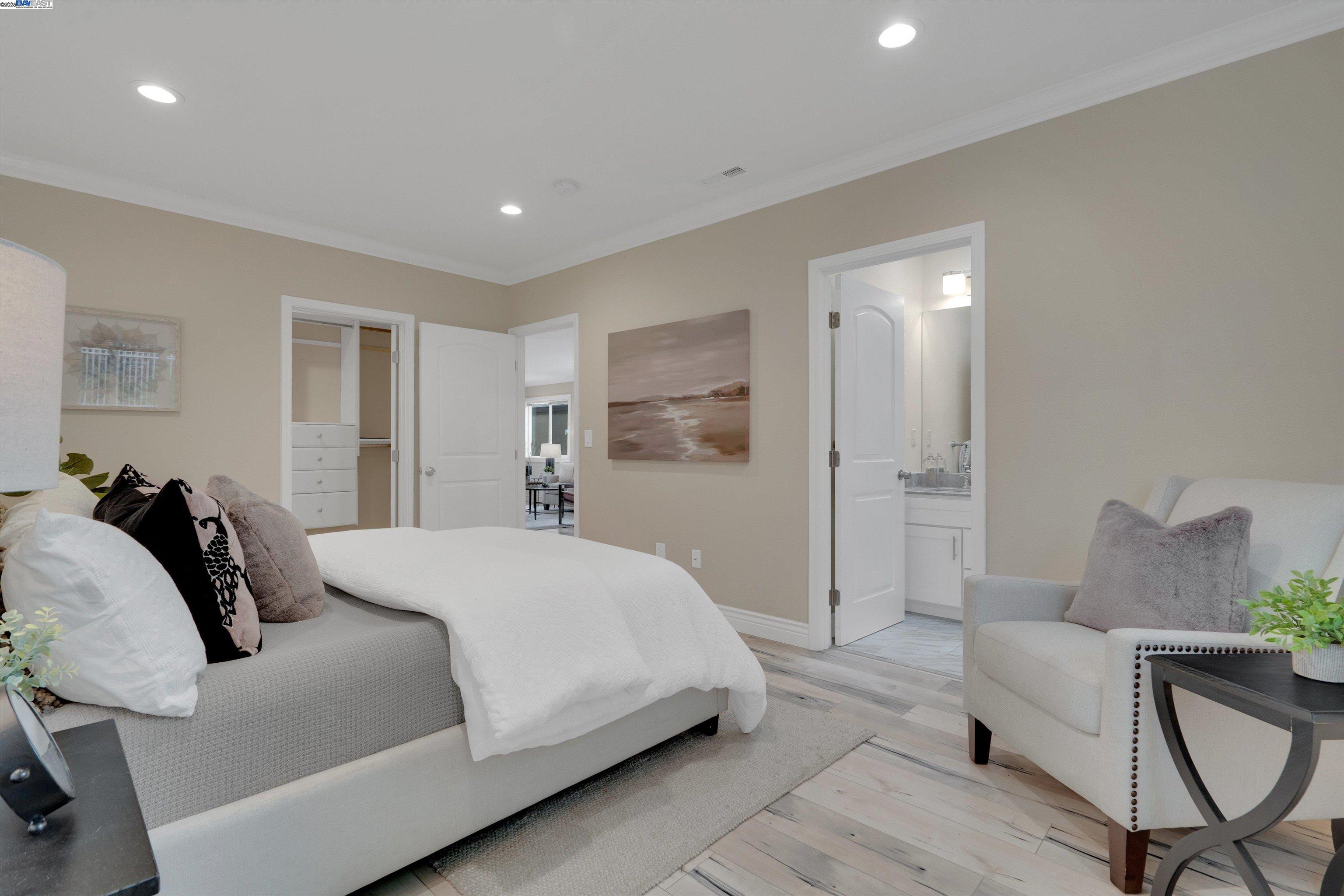 Detail Gallery Image 12 of 27 For 4433 Fair Ave, Oakland,  CA 94619 - 4 Beds | 3 Baths