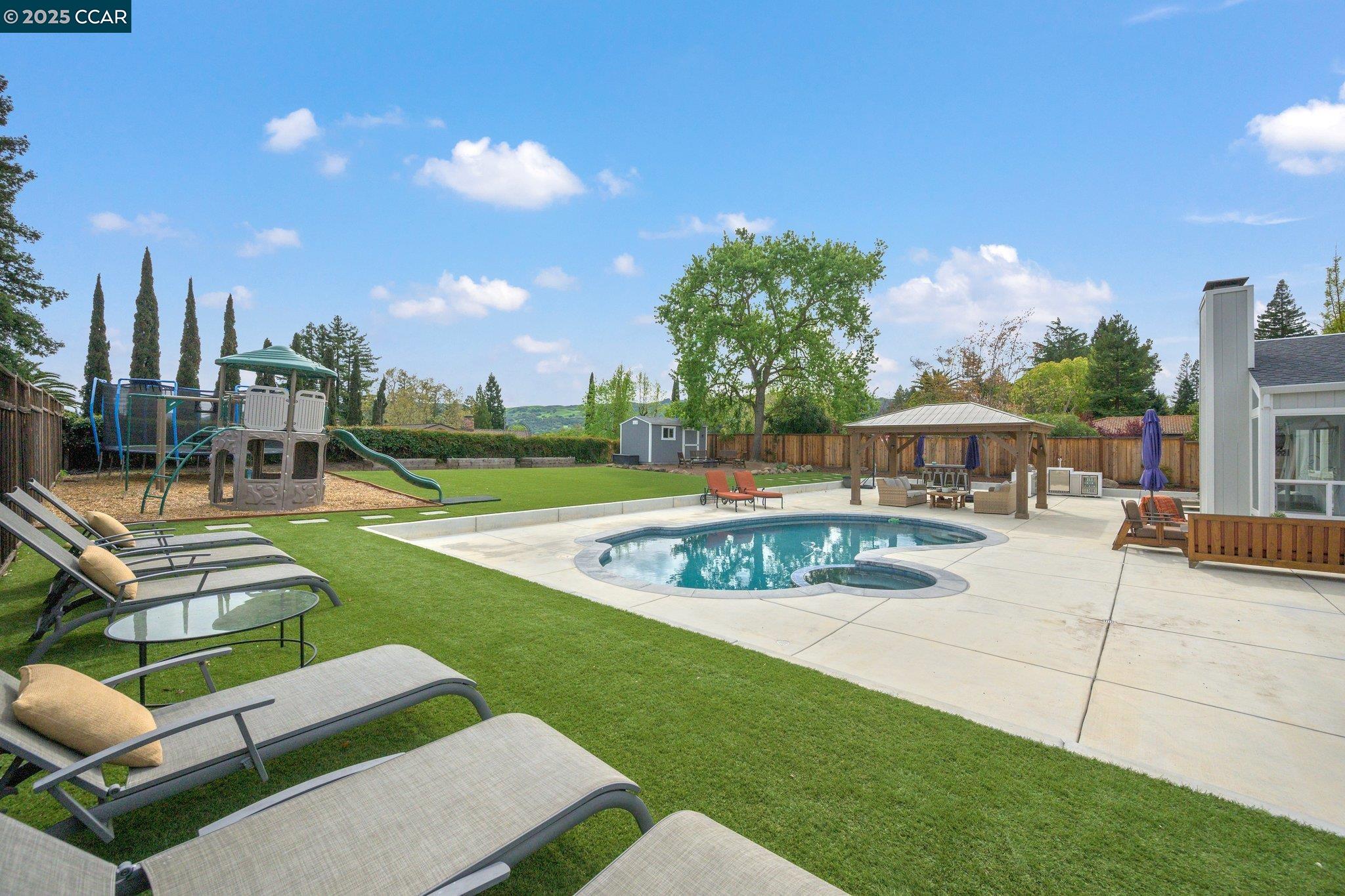 Detail Gallery Image 28 of 43 For 800 Matadera Circle, Danville,  CA 94526 - 4 Beds | 2/1 Baths