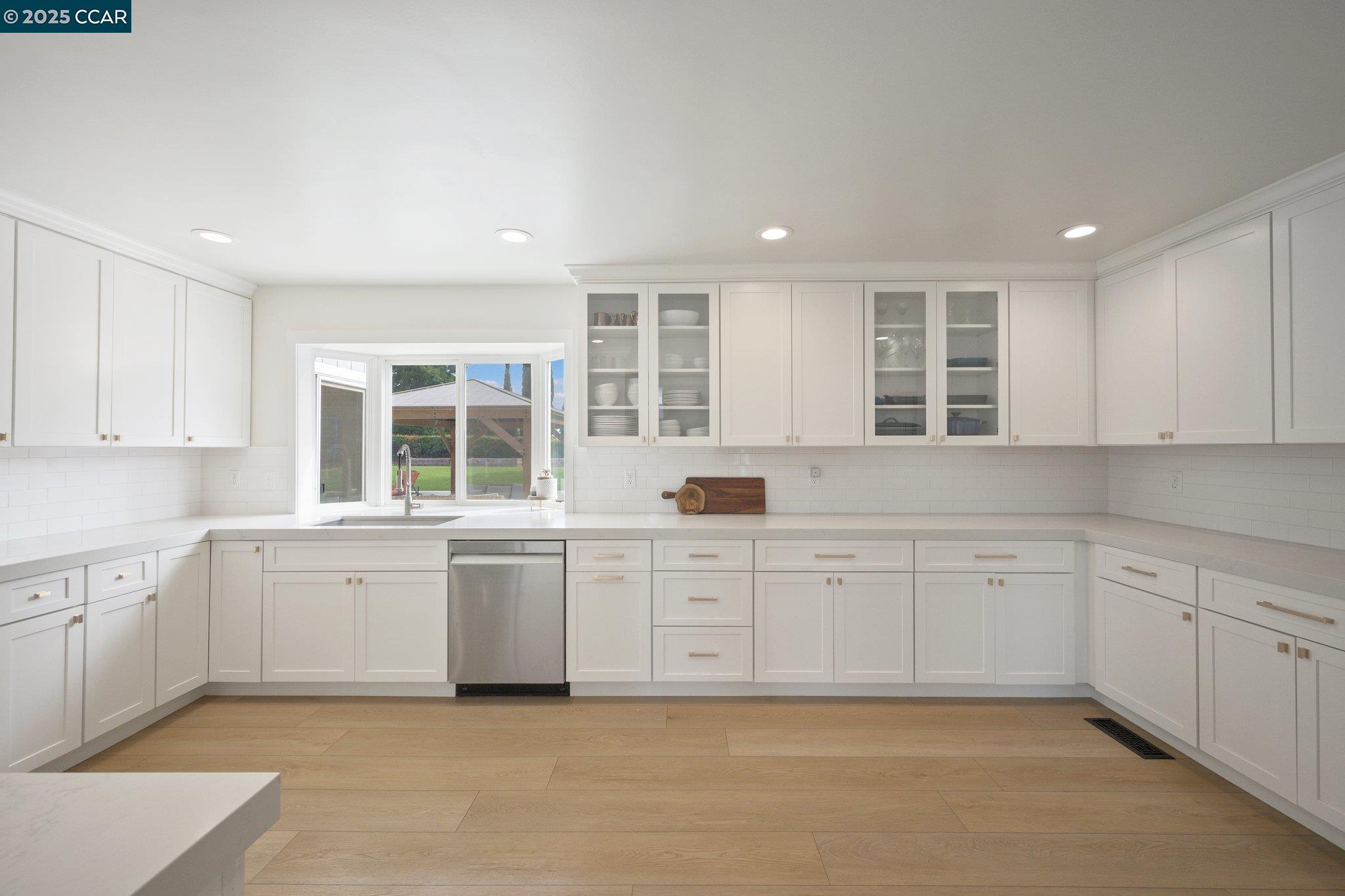 Detail Gallery Image 9 of 43 For 800 Matadera Circle, Danville,  CA 94526 - 4 Beds | 2/1 Baths