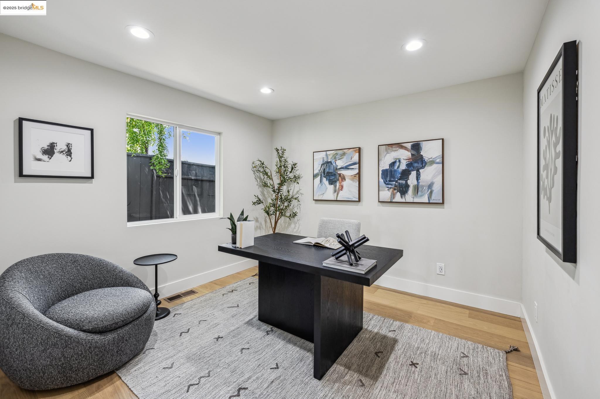 Detail Gallery Image 22 of 41 For 3720 Wisconsin St, Oakland,  CA 94619 - 4 Beds | 3 Baths