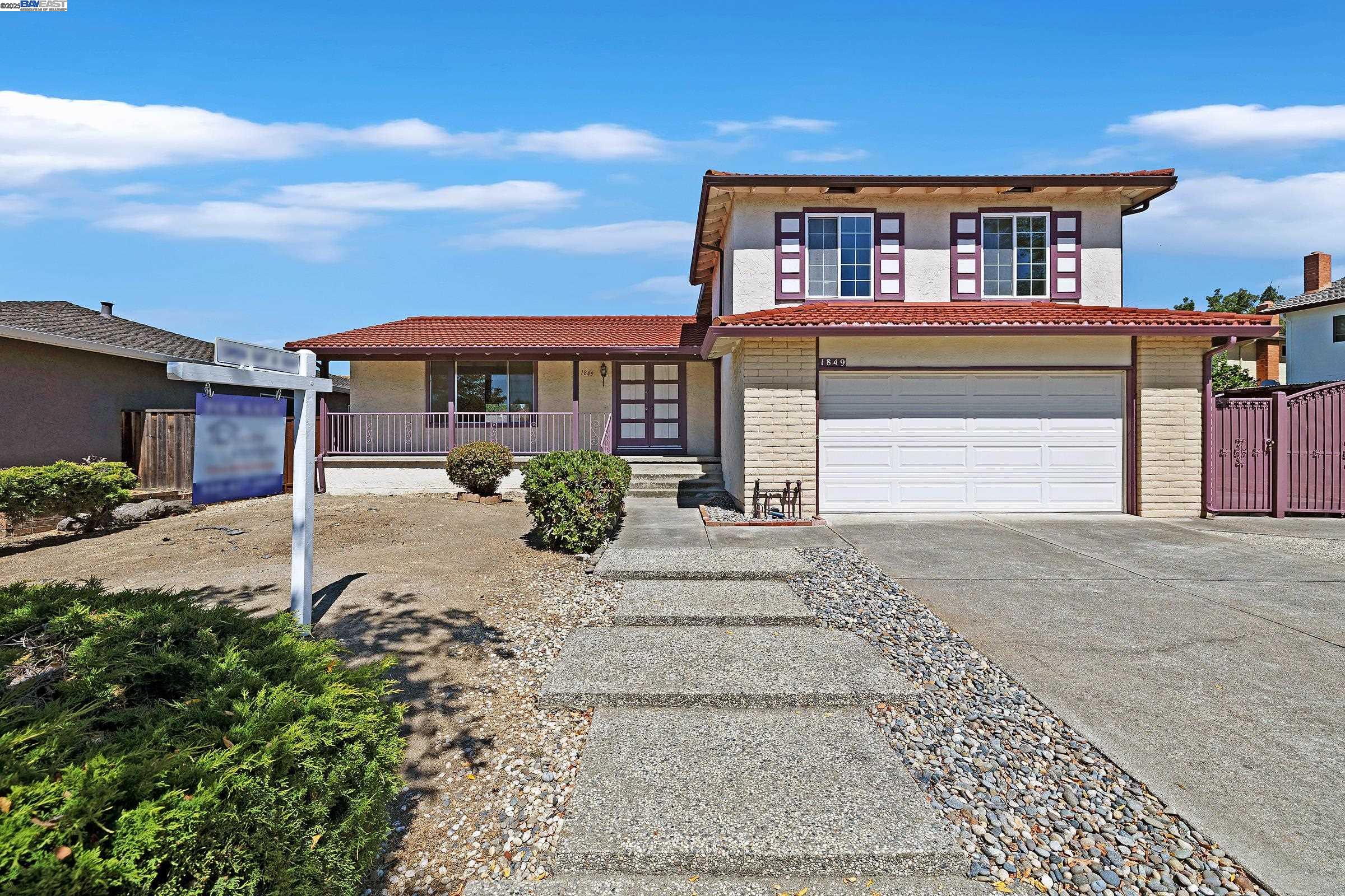 Detail Gallery Image 1 of 37 For 1849 Springsong Dr, San Jose,  CA 95131 - 3 Beds | 2/1 Baths
