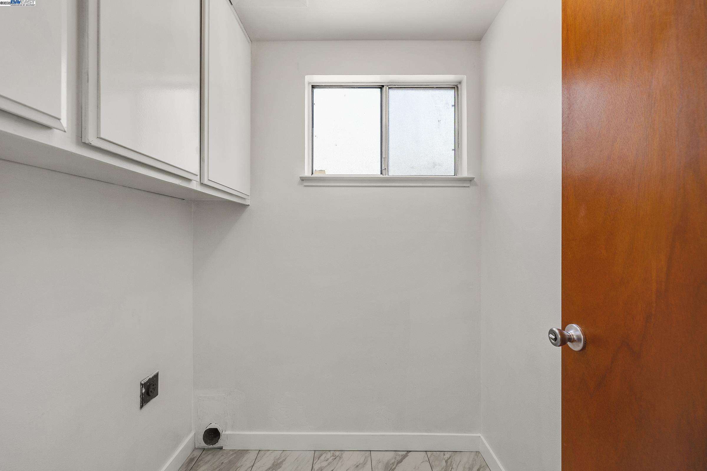 Detail Gallery Image 18 of 37 For 1849 Springsong Dr, San Jose,  CA 95131 - 3 Beds | 2/1 Baths