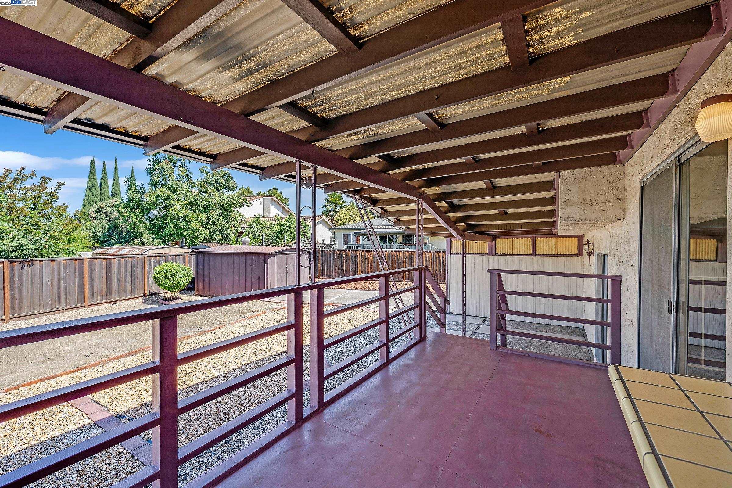 Detail Gallery Image 27 of 33 For 1849 Springsong Dr, San Jose,  CA 95131 - 3 Beds | 2/1 Baths