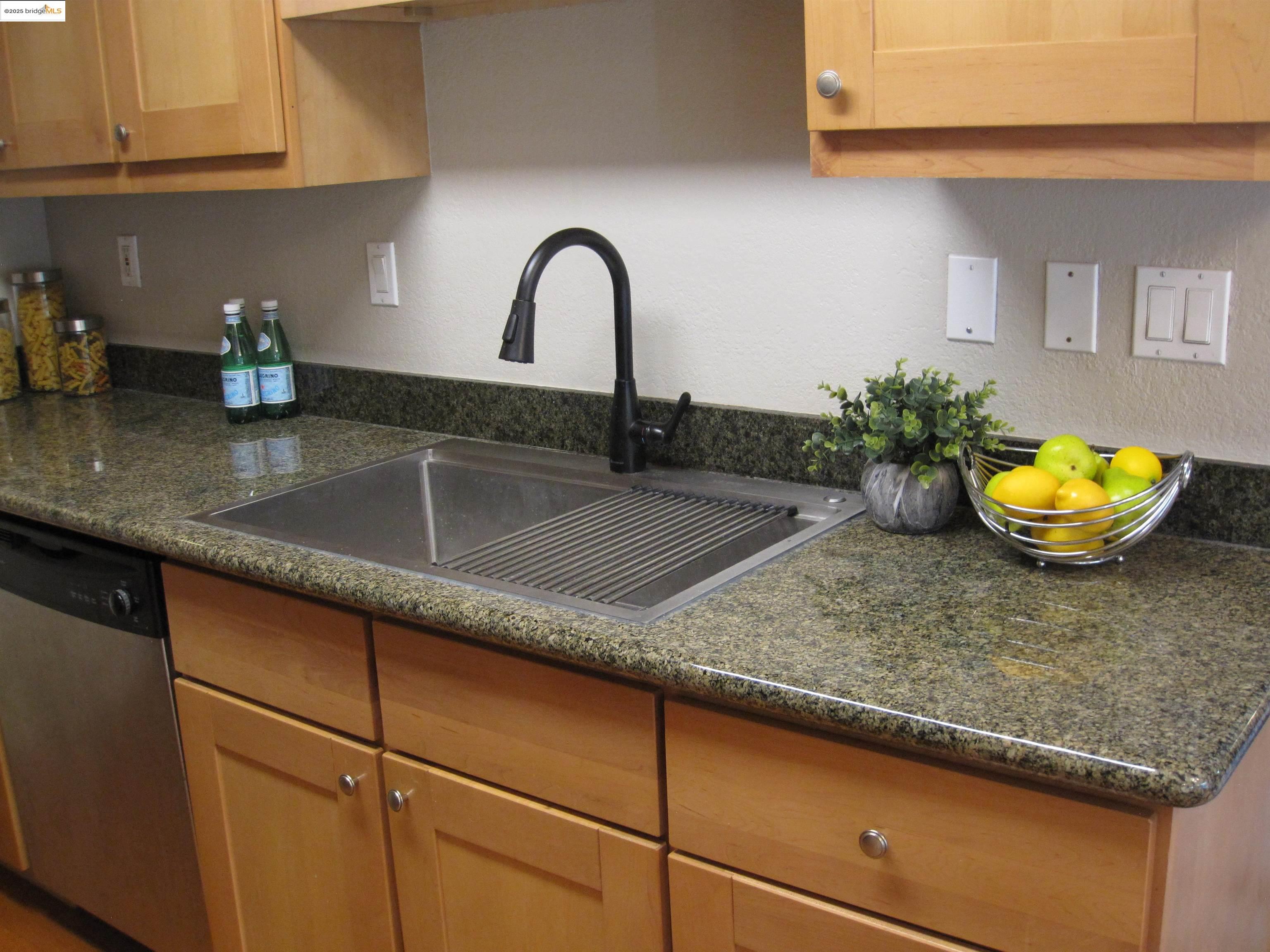 Photo #9: 41094258 Listing: Photo #9