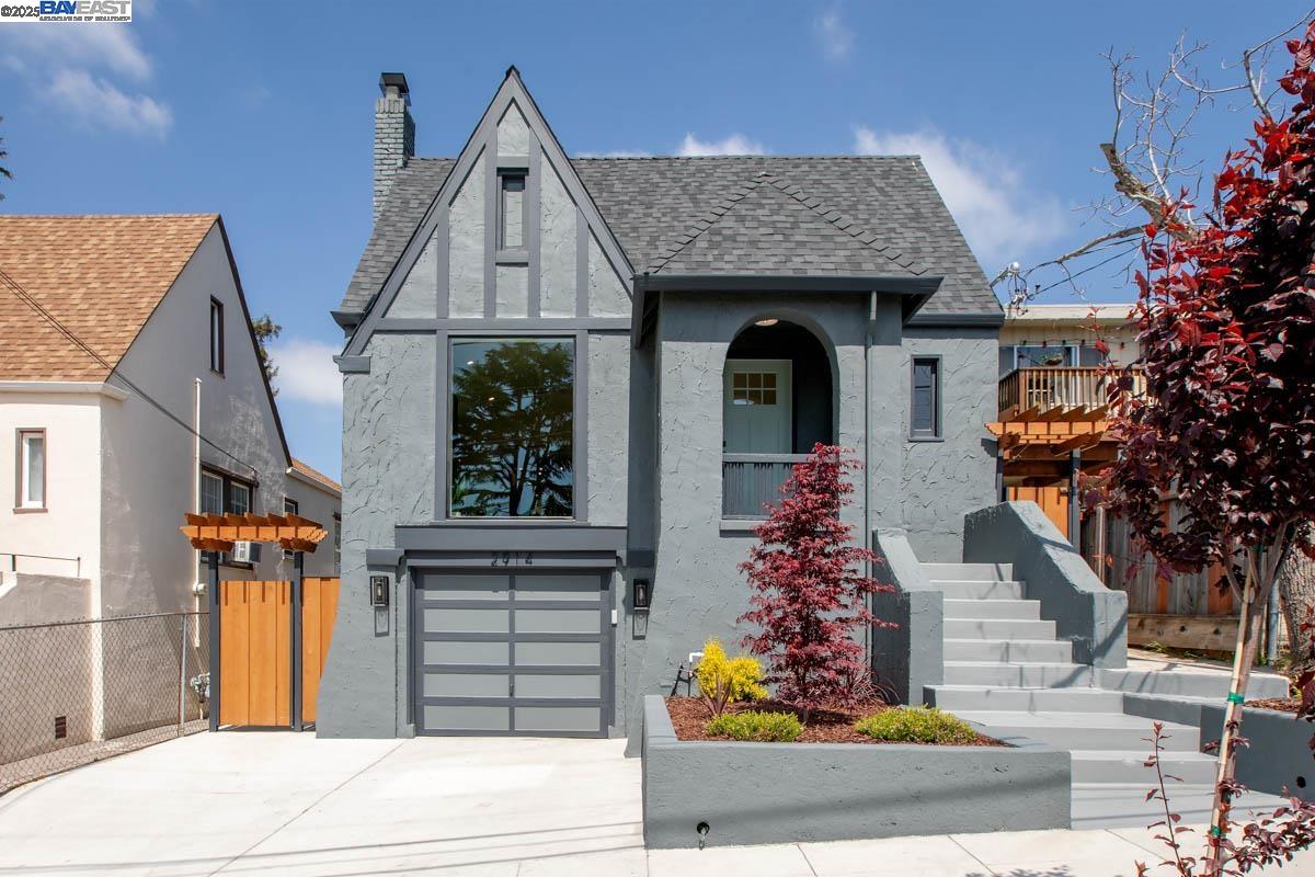Detail Gallery Image 1 of 1 For 2914 Georgia St, Oakland,  CA 94602 - 4 Beds | 3 Baths