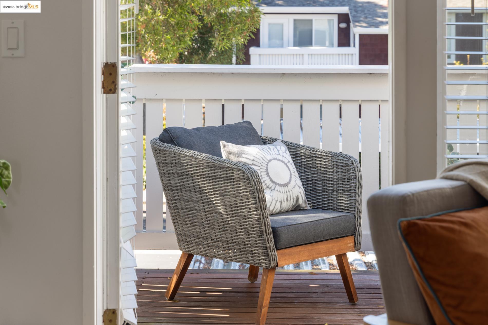 Detail Gallery Image 12 of 43 For 150 Marina Lakes Dr, Richmond,  CA 94804 - 2 Beds | 1 Baths