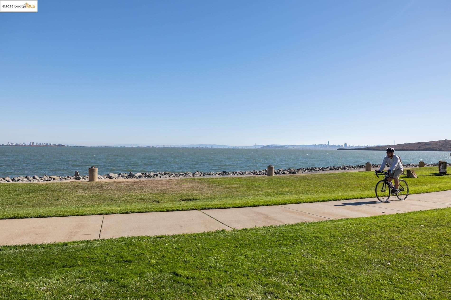 Detail Gallery Image 43 of 43 For 150 Marina Lakes Dr, Richmond,  CA 94804 - 2 Beds | 1 Baths
