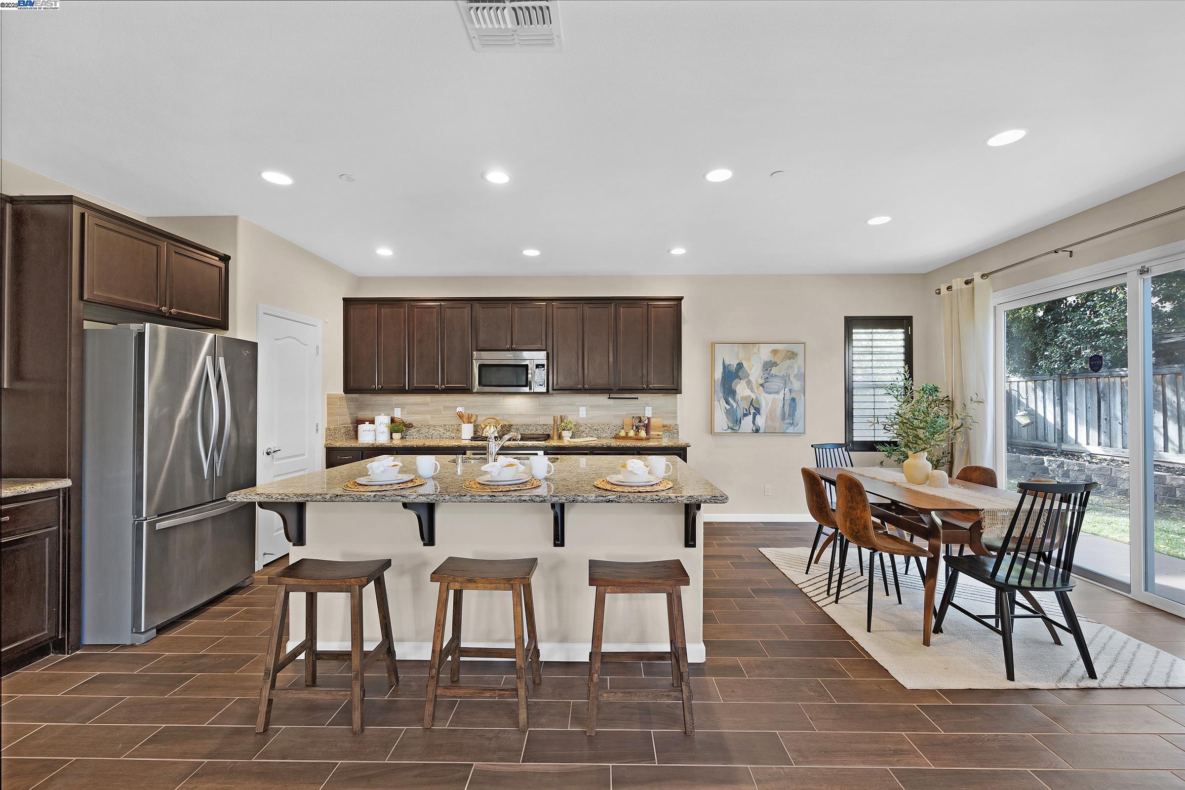 Detail Gallery Image 40 of 45 For 1705 Hummingbird Lane, Tracy,  CA 95376 - 4 Beds | 3/1 Baths