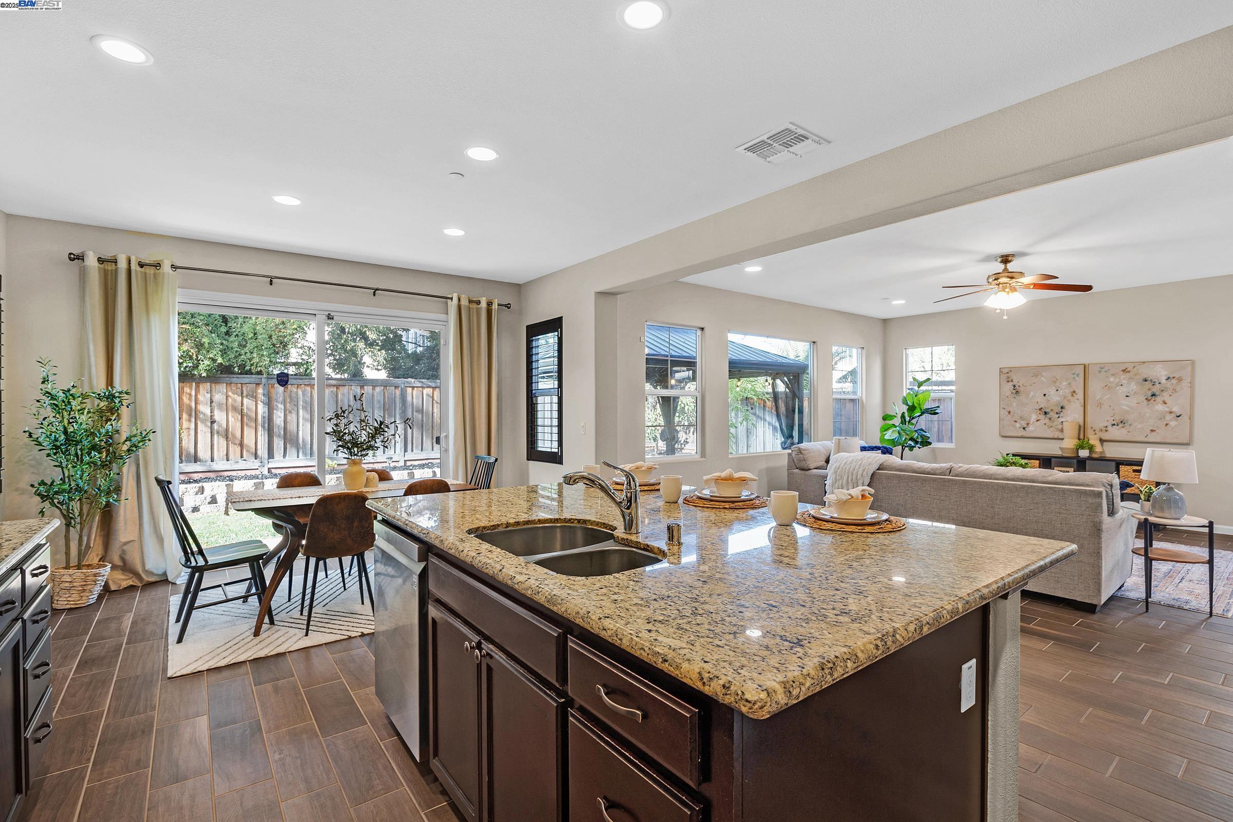 Detail Gallery Image 44 of 45 For 1705 Hummingbird Lane, Tracy,  CA 95376 - 4 Beds | 3/1 Baths