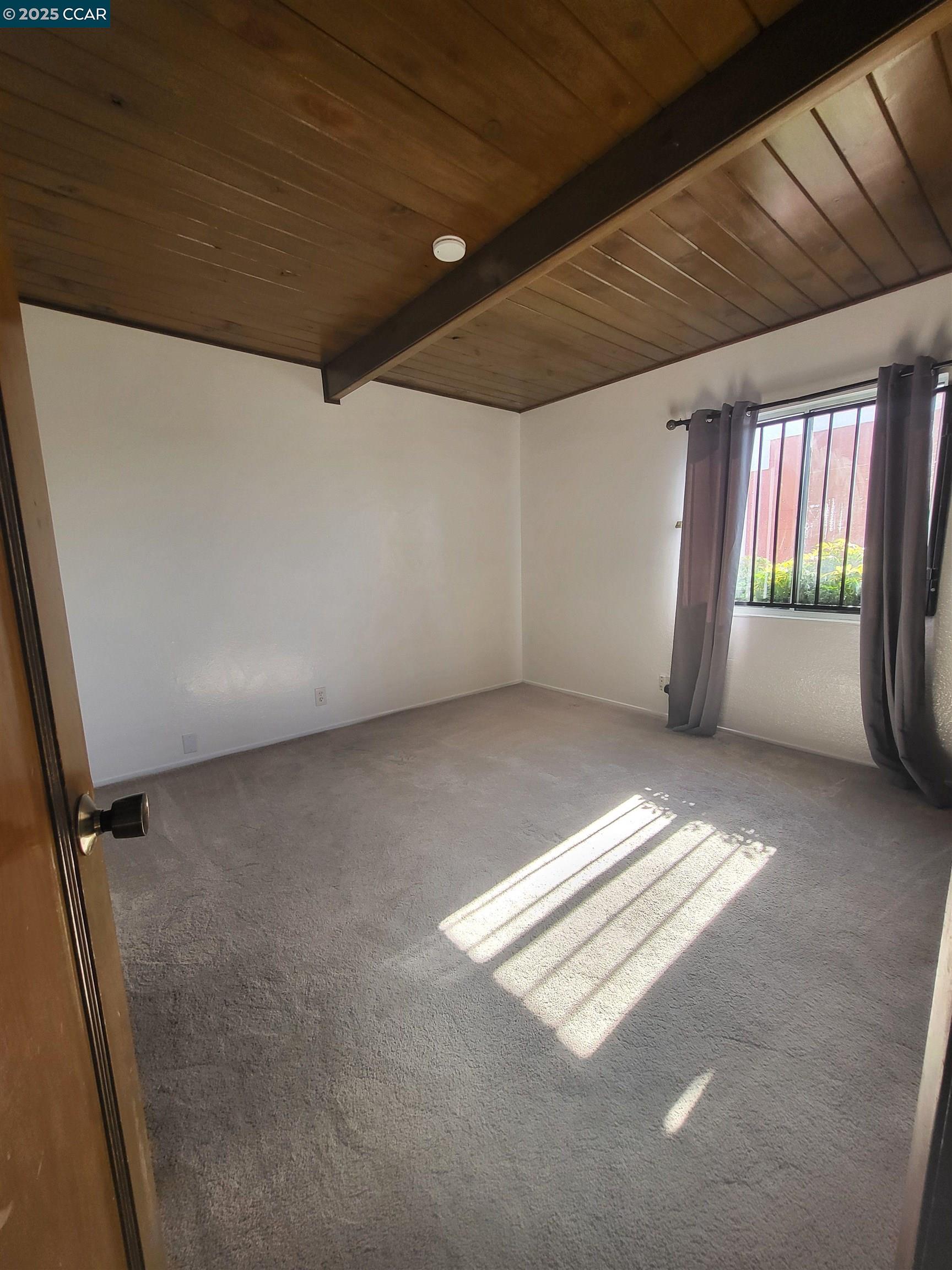 136 Marguerite Dr, San Pablo, California 94806, 4 Bedrooms Bedrooms, 7 Rooms Rooms,2 BathroomsBathrooms,Residential Lease,For Rent,136 Marguerite Dr,41094280