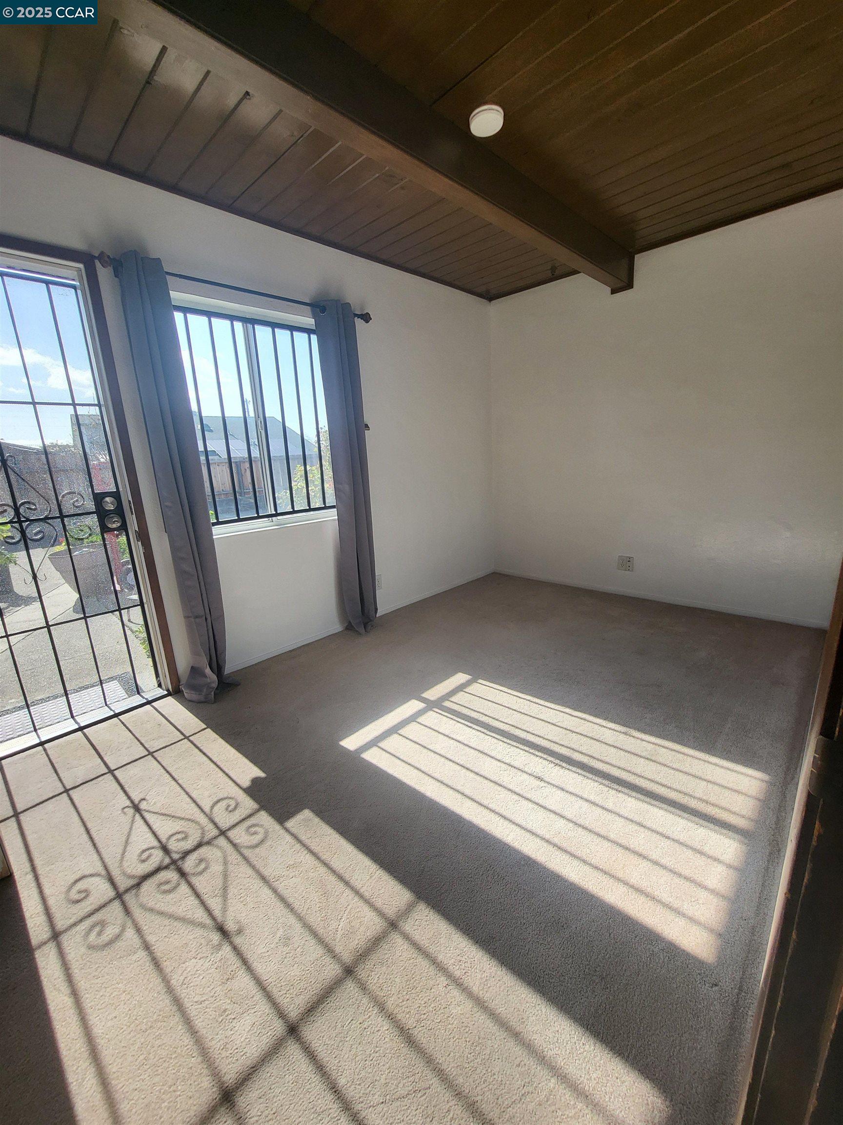 136 Marguerite Dr, San Pablo, California 94806, 4 Bedrooms Bedrooms, 7 Rooms Rooms,2 BathroomsBathrooms,Residential Lease,For Rent,136 Marguerite Dr,41094280