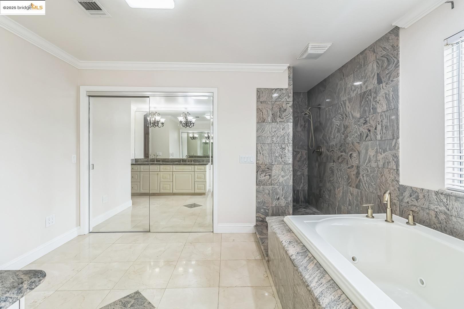 Detail Gallery Image 16 of 36 For 851 Whispering Pines Dr, Turlock,  CA 95382 - 4 Beds | 3 Baths
