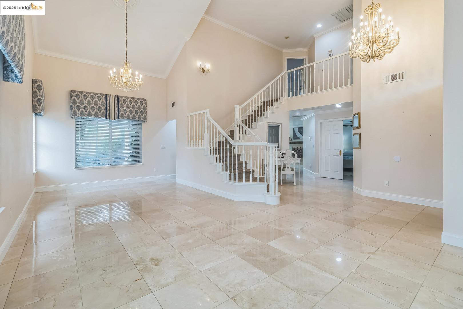 Detail Gallery Image 3 of 36 For 851 Whispering Pines Dr, Turlock,  CA 95382 - 4 Beds | 3 Baths