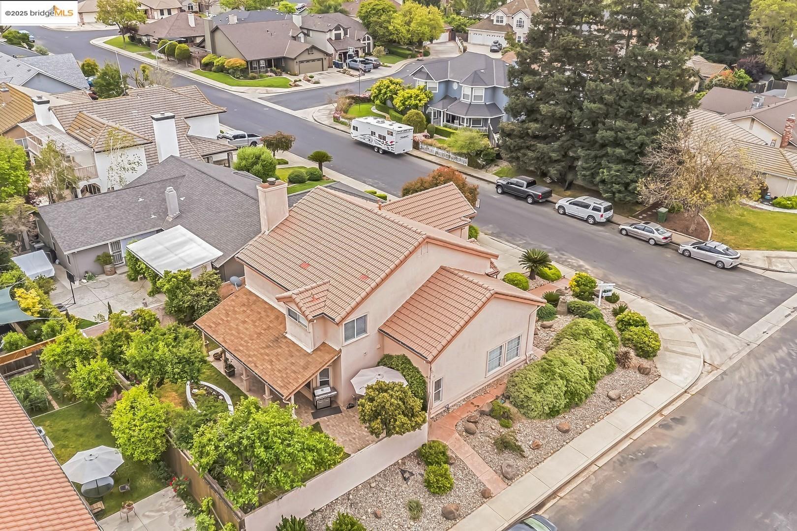 Detail Gallery Image 31 of 36 For 851 Whispering Pines Dr, Turlock,  CA 95382 - 4 Beds | 3 Baths