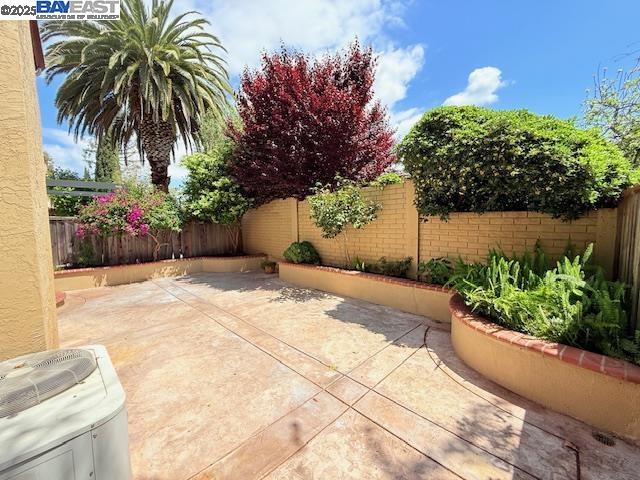Detail Gallery Image 26 of 27 For 3050 Benjamin Grn, Fremont,  CA 94538 - 3 Beds | 2/1 Baths