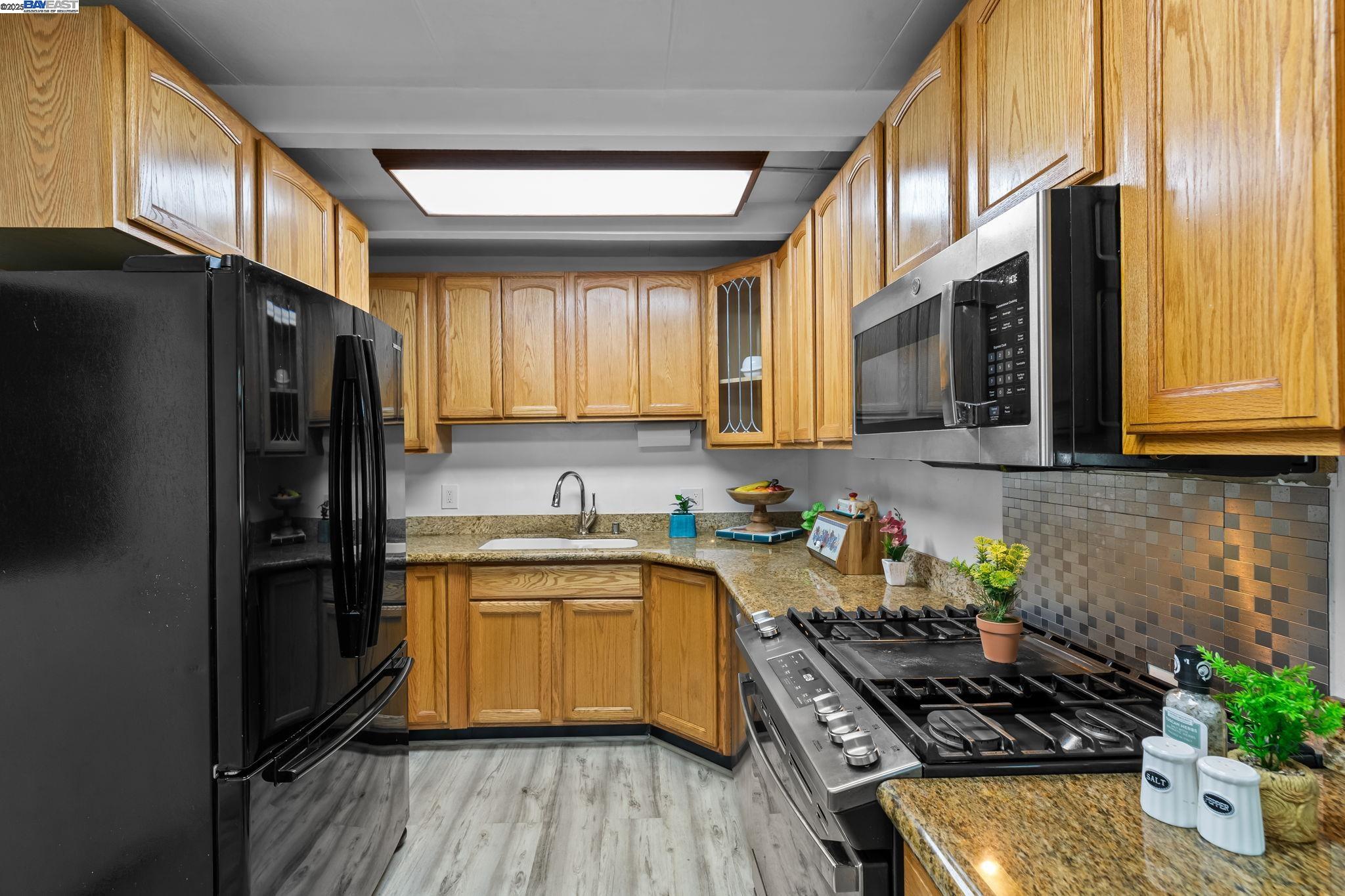 Detail Gallery Image 11 of 32 For 6364 Noel Ave, Newark,  CA 94560 - 3 Beds | 1 Baths