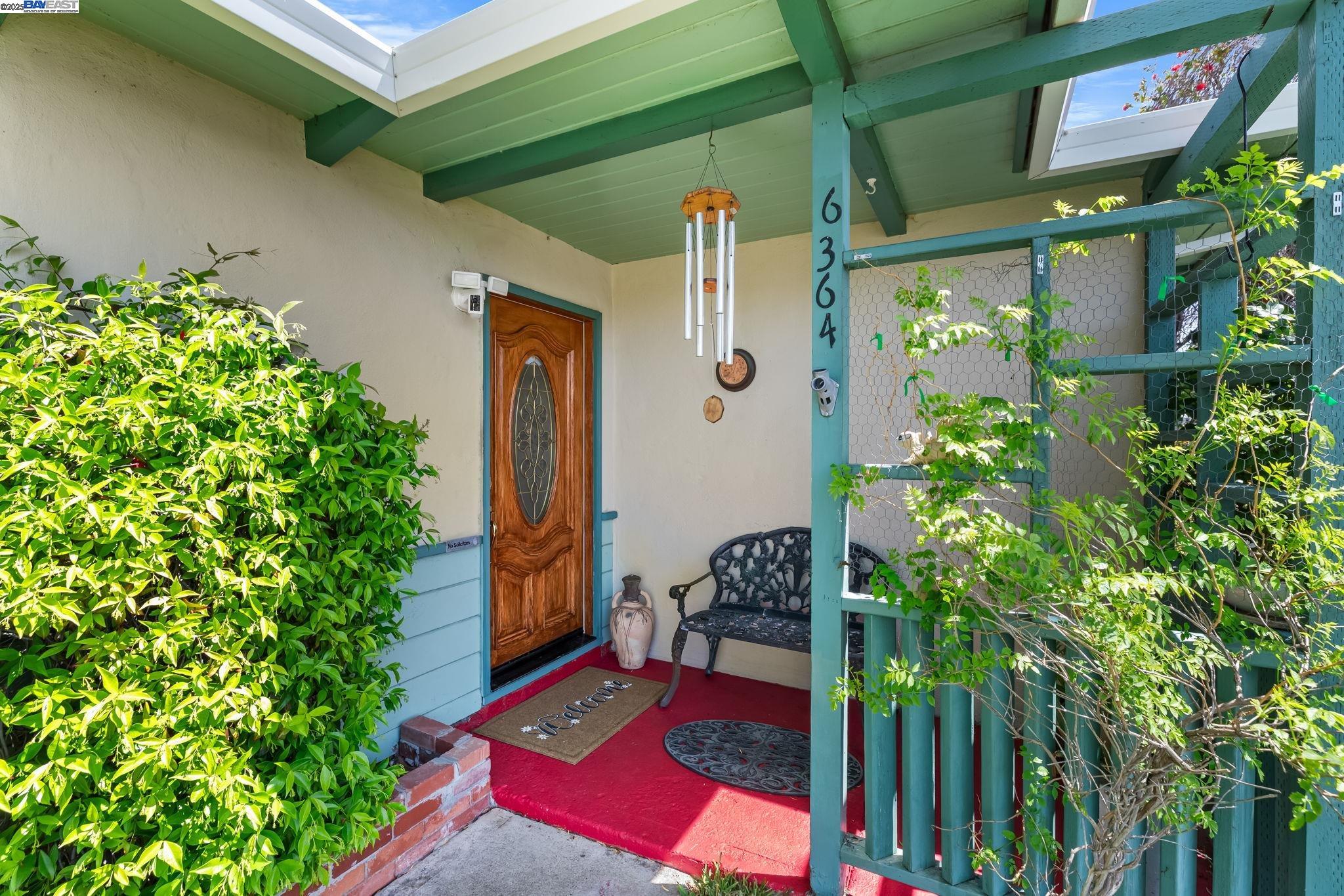 Detail Gallery Image 3 of 32 For 6364 Noel Ave, Newark,  CA 94560 - 3 Beds | 1 Baths