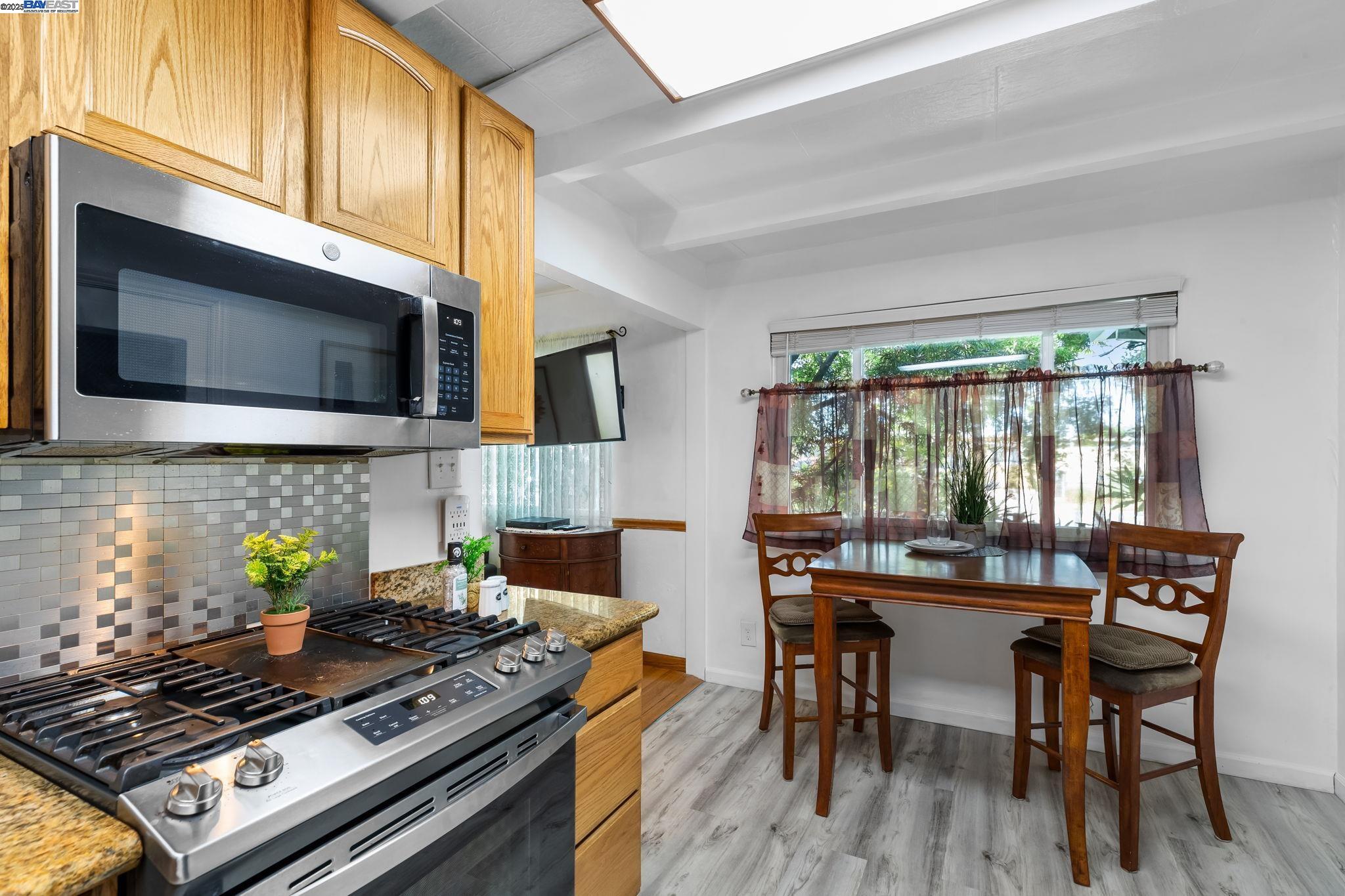 Detail Gallery Image 13 of 32 For 6364 Noel Ave, Newark,  CA 94560 - 3 Beds | 1 Baths