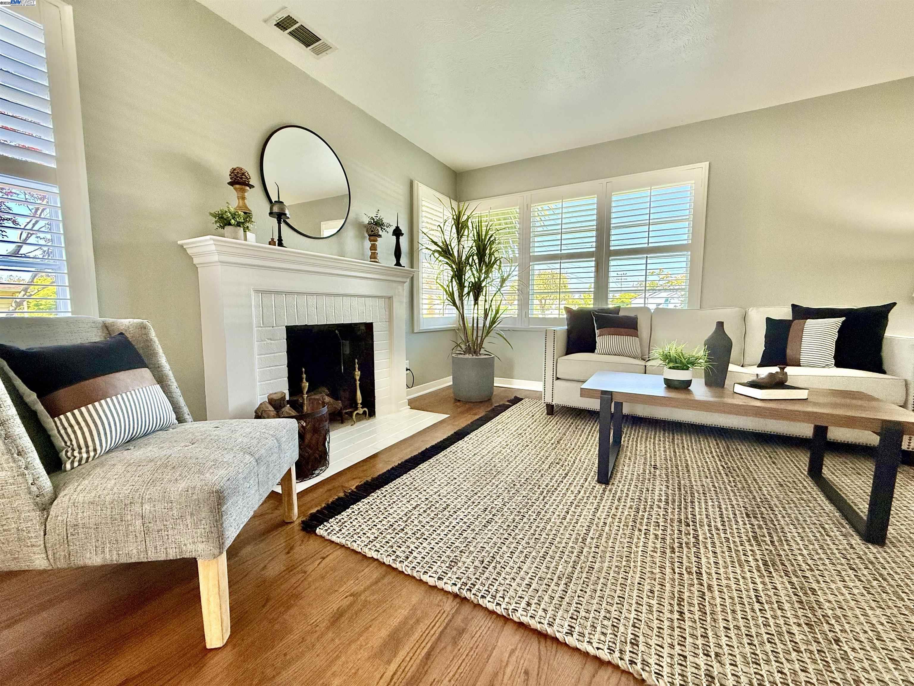 Detail Gallery Image 9 of 54 For 909 Juana Ave, San Leandro,  CA 94577 - 3 Beds | 2 Baths