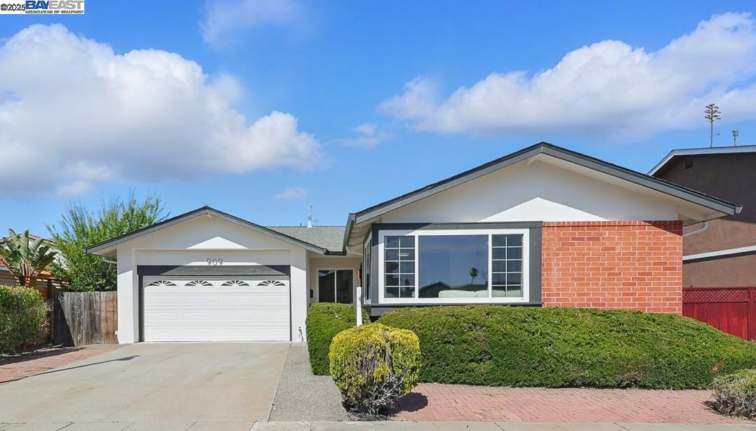 Detail Gallery Image 1 of 57 For 909 Gull Ave, Foster City,  CA 94404 - 4 Beds | 2 Baths