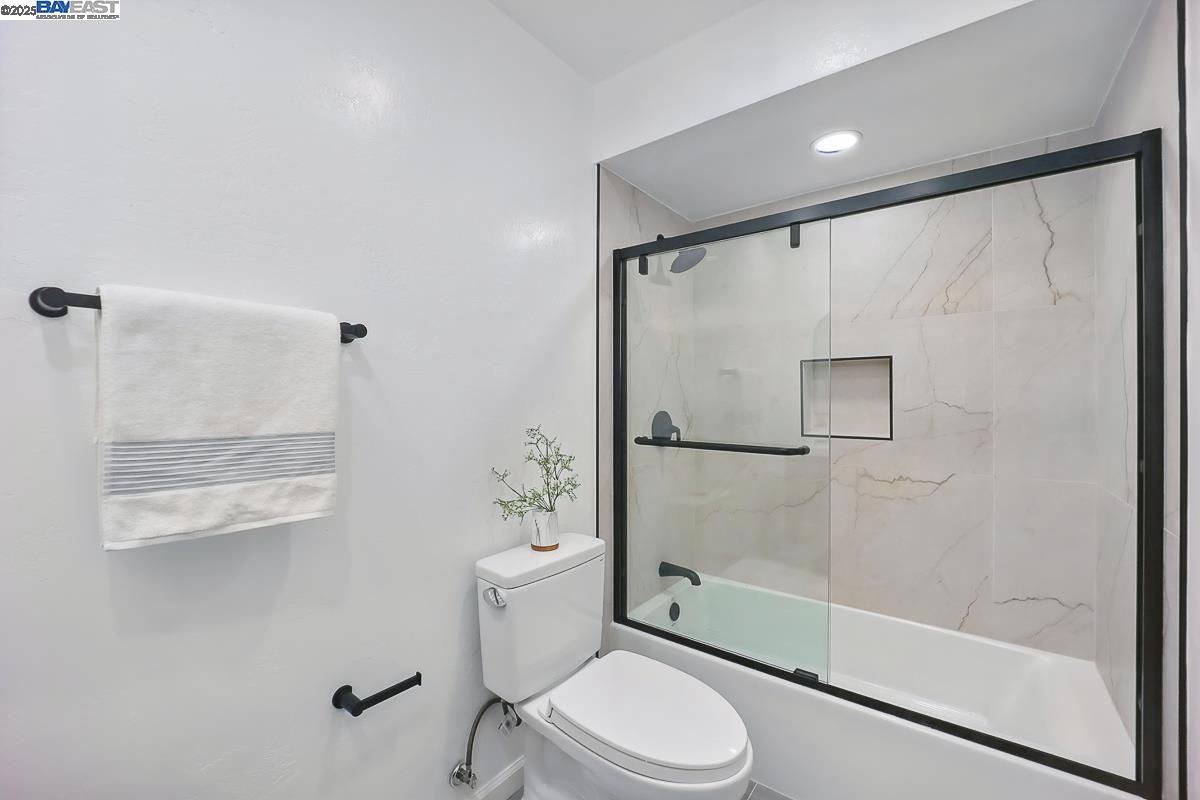 Detail Gallery Image 27 of 57 For 909 Gull Ave, Foster City,  CA 94404 - 4 Beds | 2 Baths