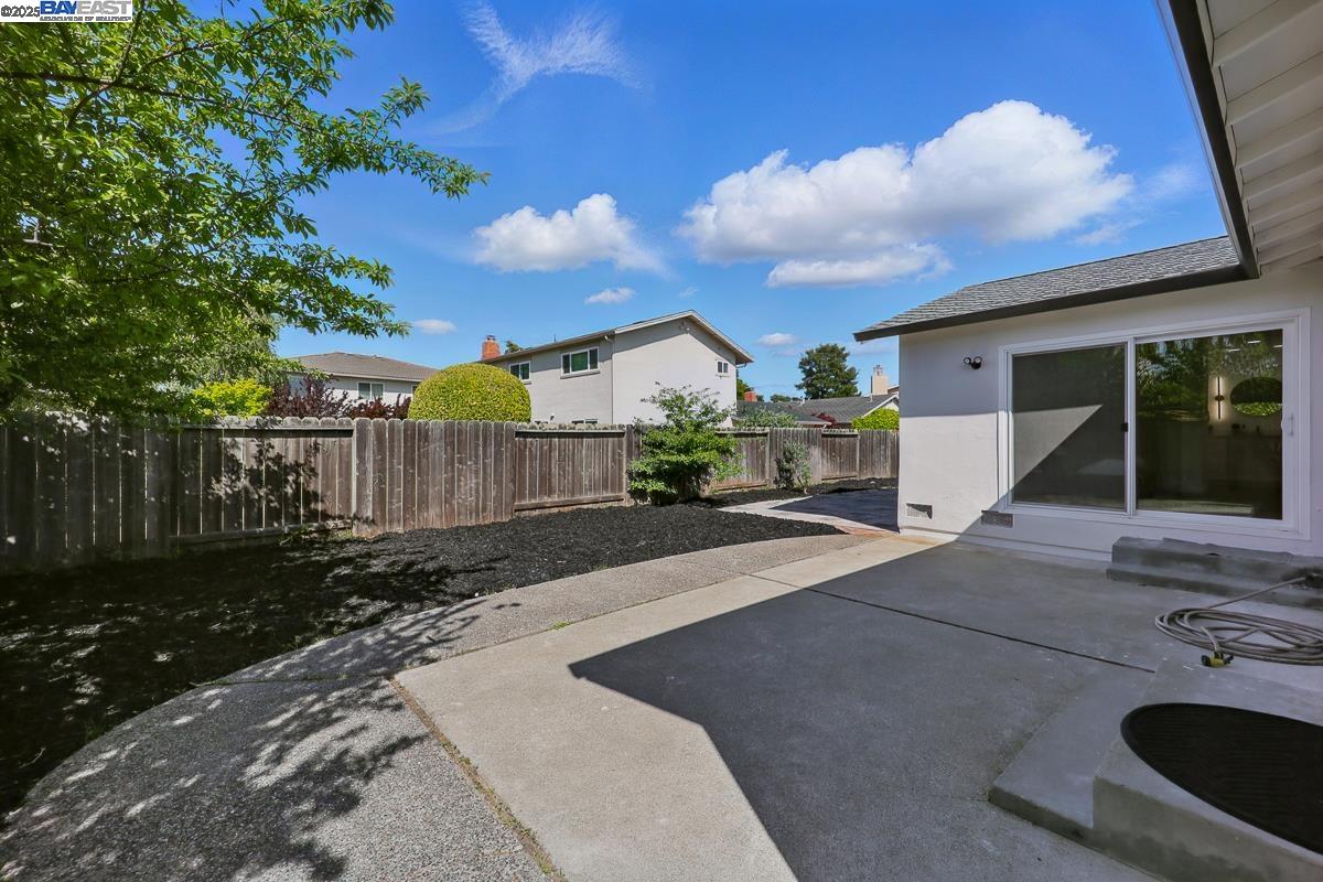 Detail Gallery Image 40 of 57 For 909 Gull Ave, Foster City,  CA 94404 - 4 Beds | 2 Baths
