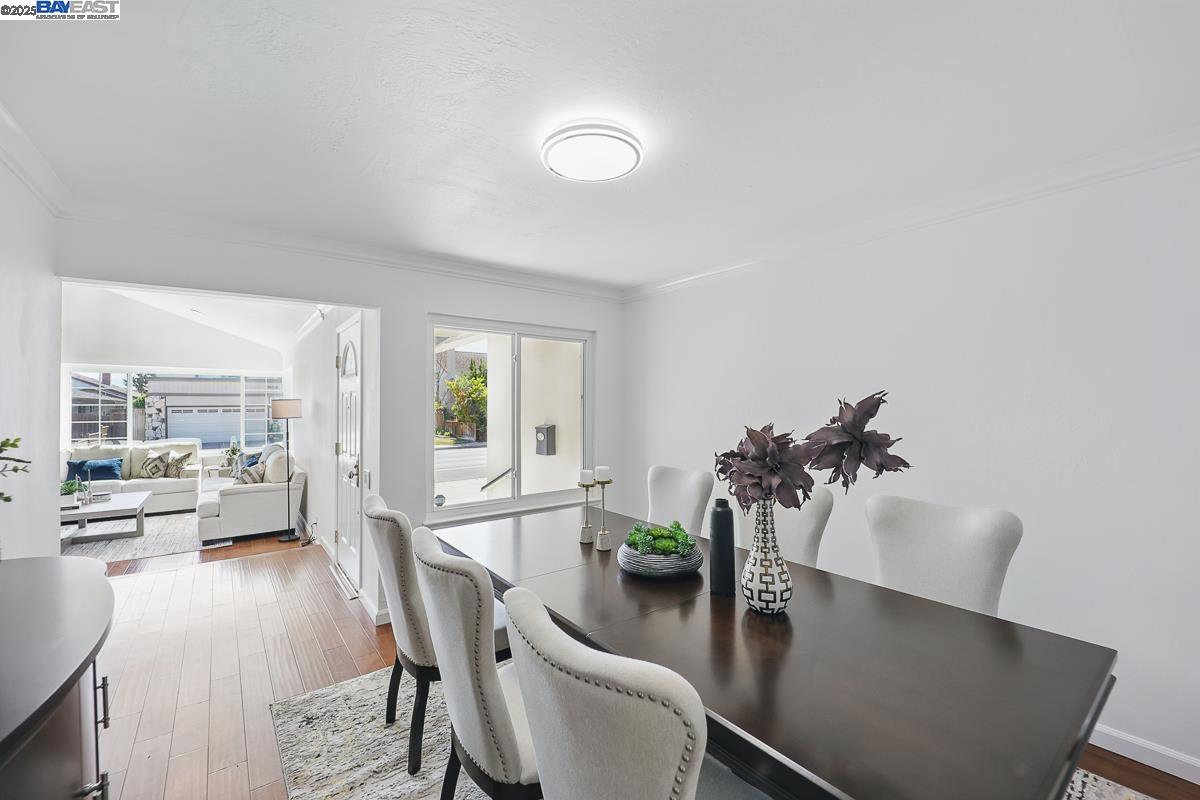 Detail Gallery Image 10 of 57 For 909 Gull Ave, Foster City,  CA 94404 - 4 Beds | 2 Baths