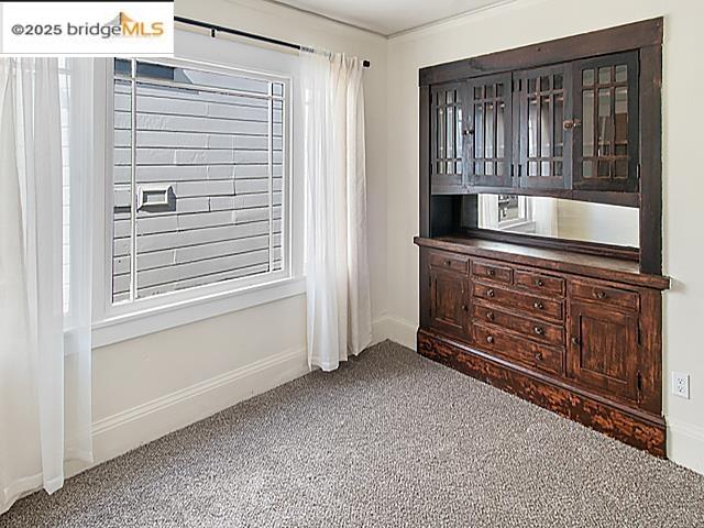 Detail Gallery Image 5 of 12 For 1948 25th Ave, Oakland,  CA 94601 - 2 Beds | 1 Baths