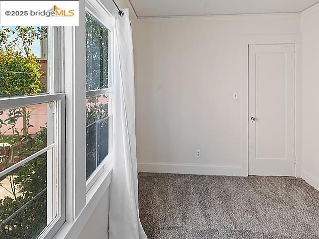 Detail Gallery Image 9 of 12 For 1948 25th Ave, Oakland,  CA 94601 - 2 Beds | 1 Baths