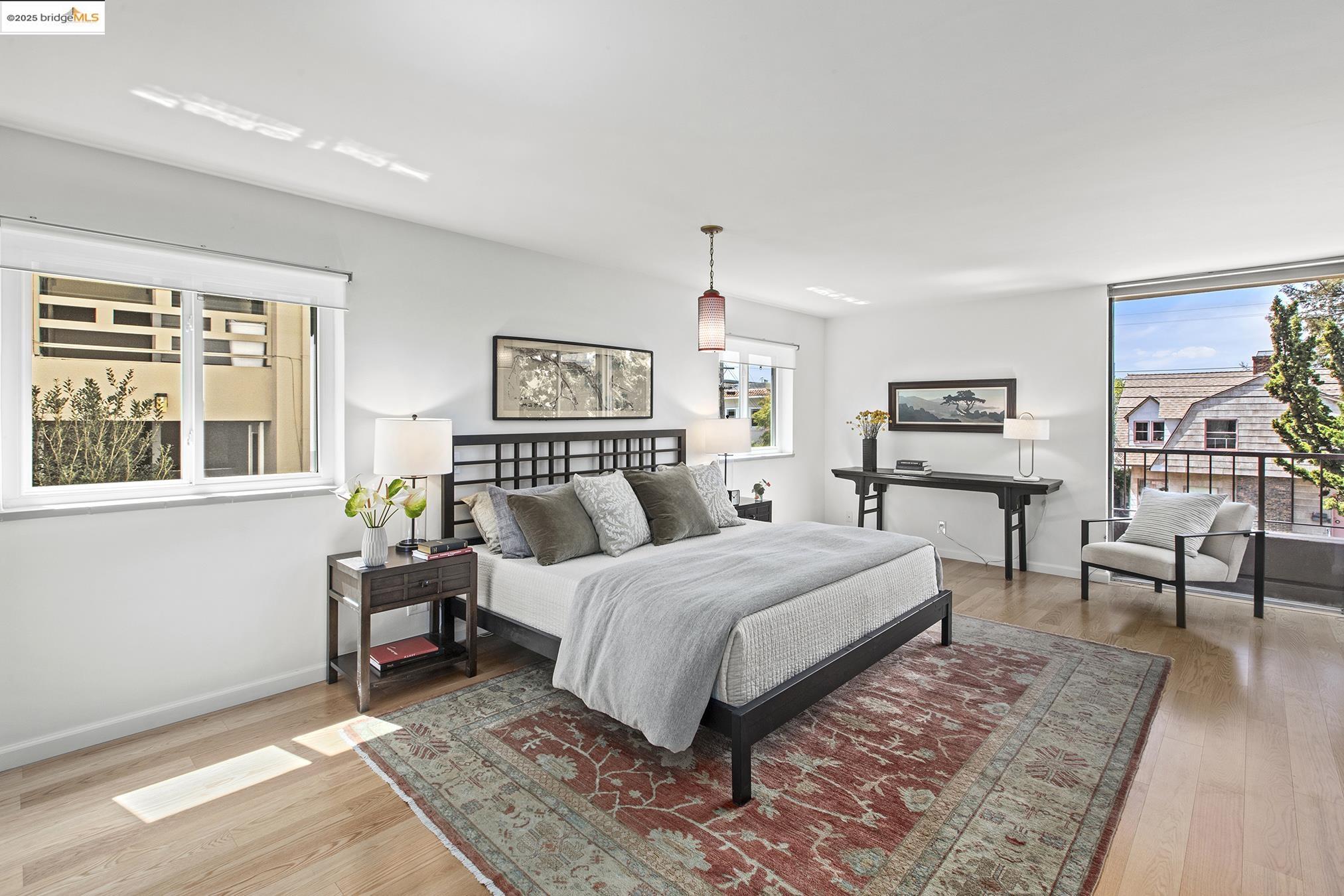 Detail Gallery Image 25 of 56 For 1515 Oxford St 1b,  Berkeley,  CA 94709 - 2 Beds | 2 Baths