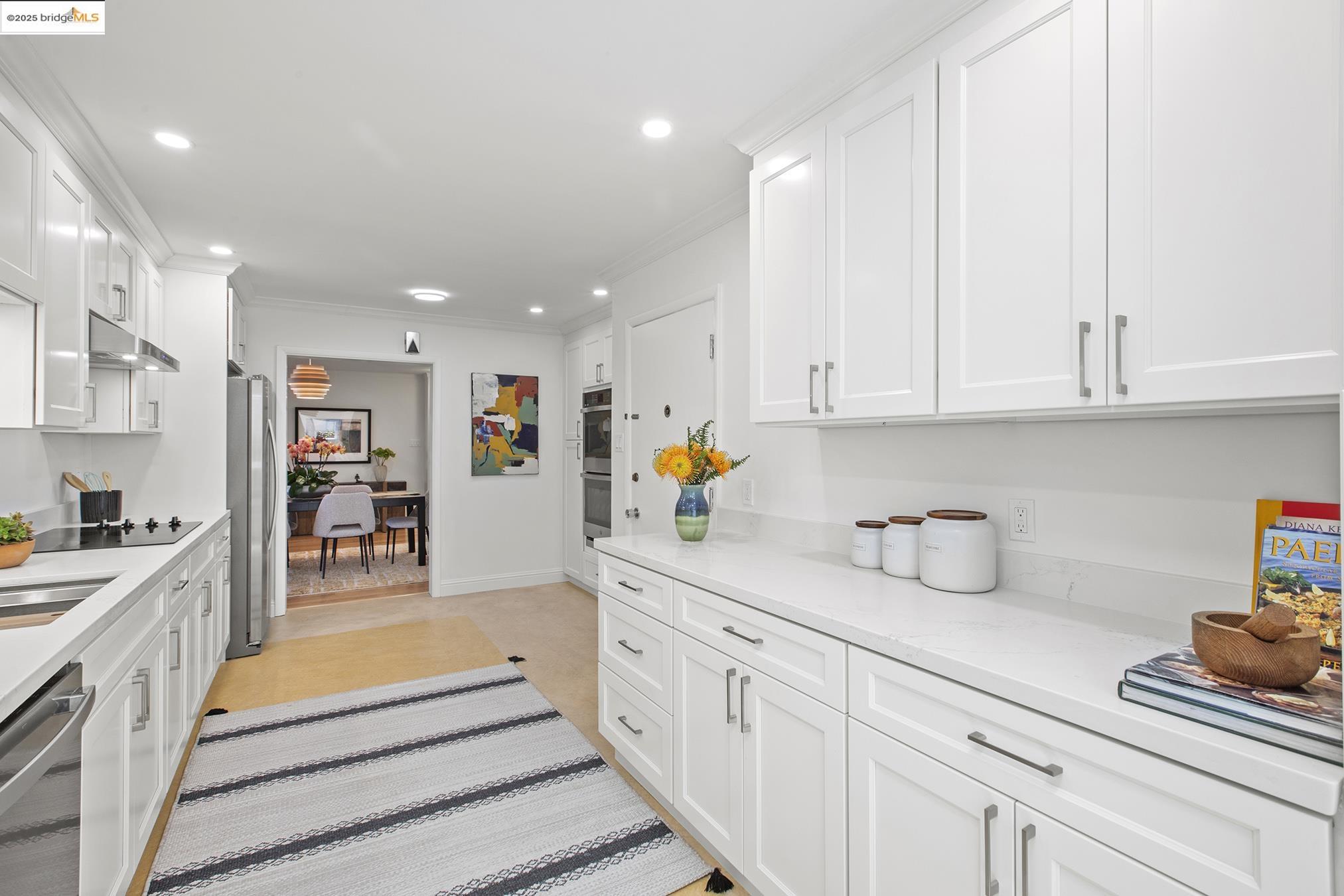 Detail Gallery Image 41 of 56 For 1515 Oxford St 1b,  Berkeley,  CA 94709 - 2 Beds | 2 Baths