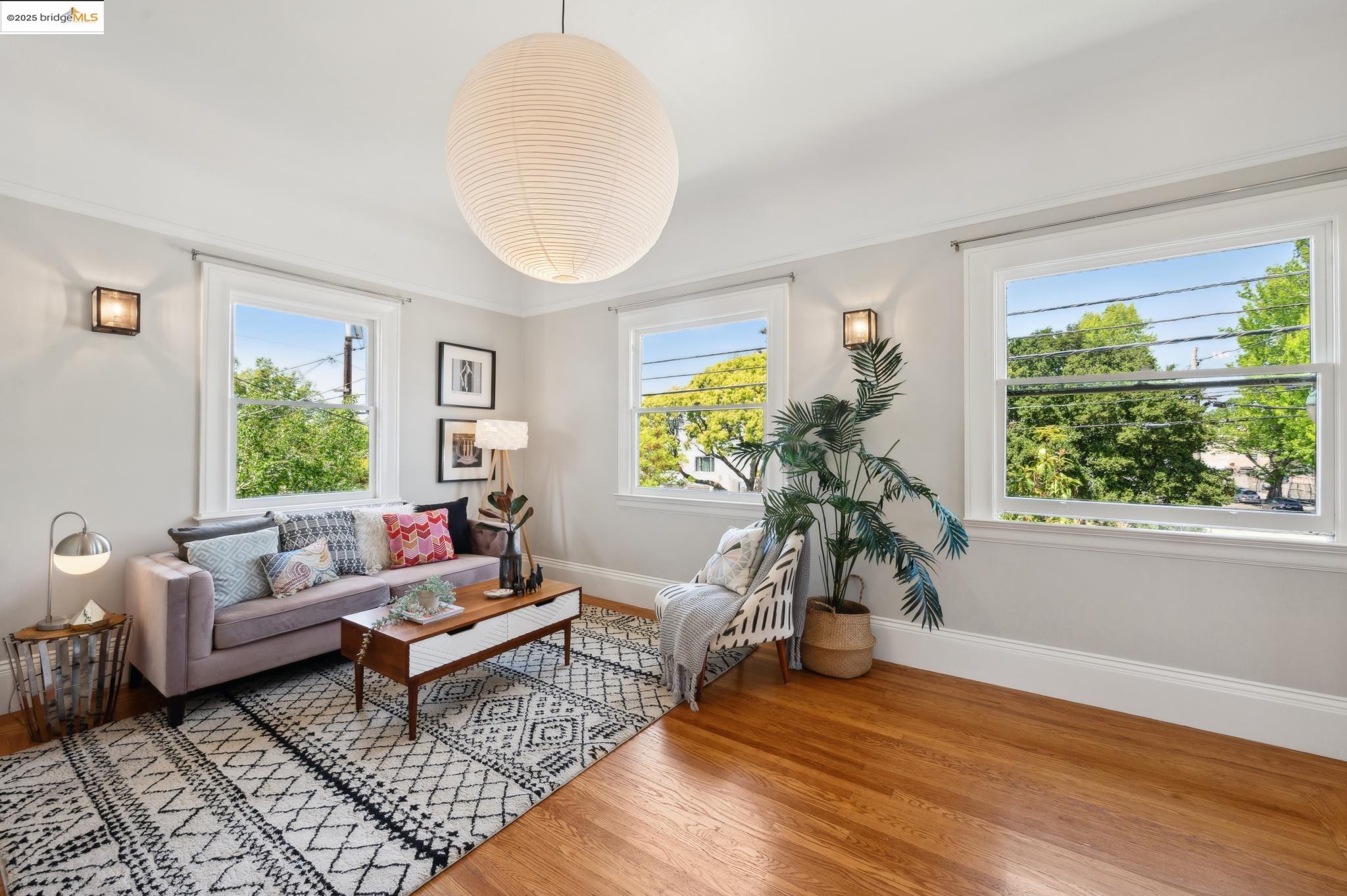 Detail Gallery Image 39 of 60 For 1042 Santa Clara Ave, Alameda,  CA 94501 - 4 Beds | 2 Baths