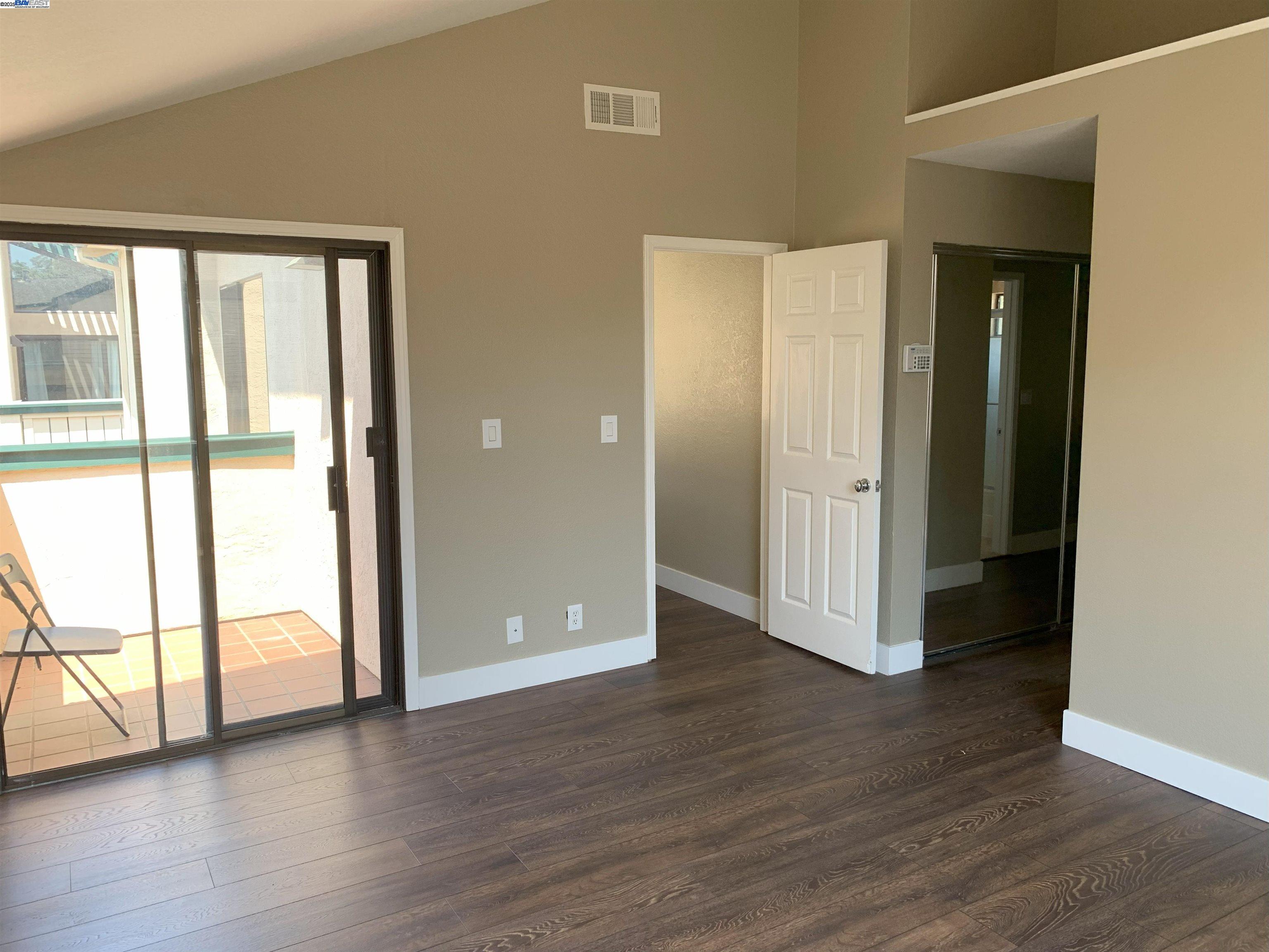Detail Gallery Image 13 of 26 For 818 Ironwood Rd, Alameda,  CA 94502 - 3 Beds | 2/1 Baths