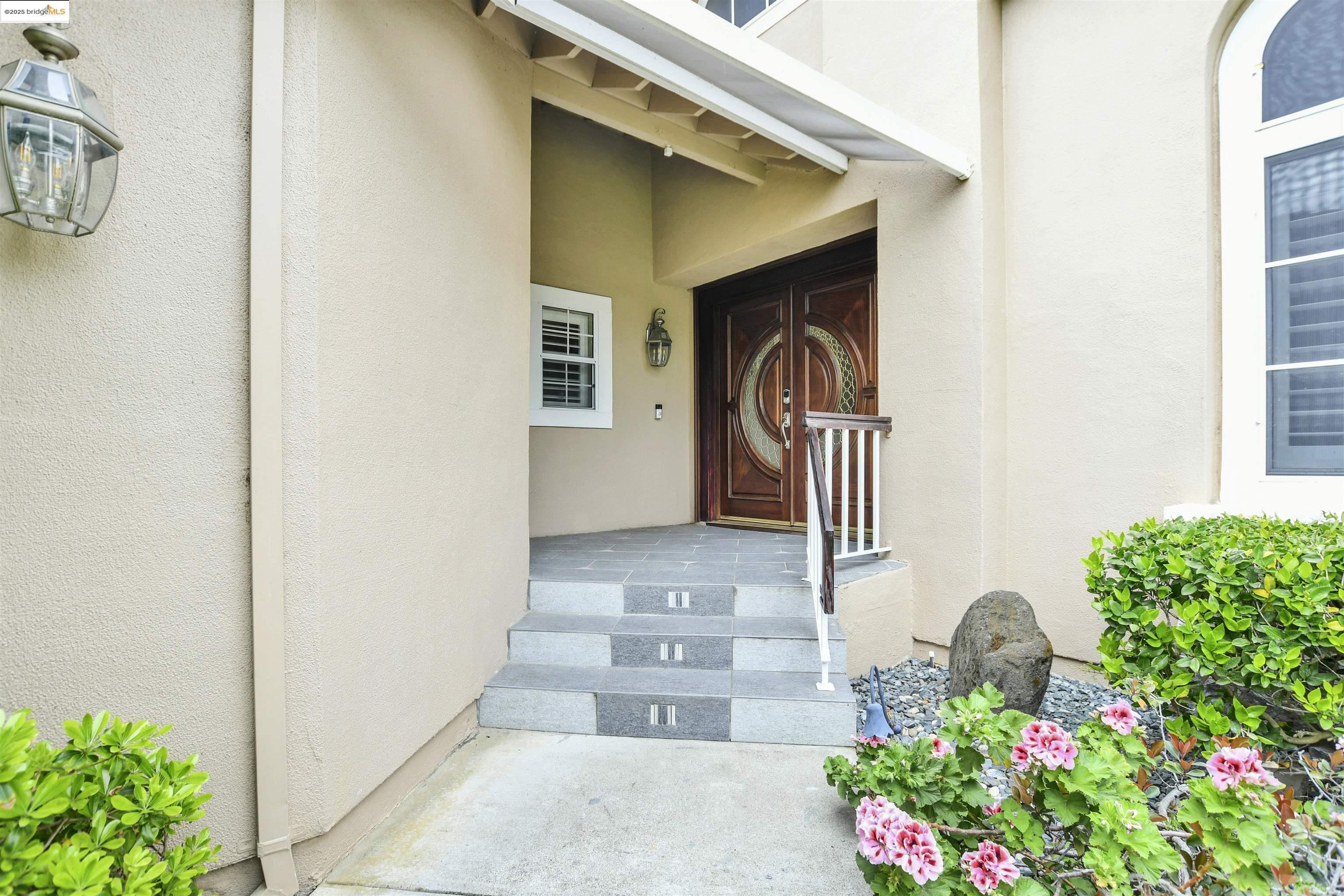 Detail Gallery Image 3 of 37 For 2270 Tamarisk Ct, Discovery Bay,  CA 94505 - 4 Beds | 3 Baths