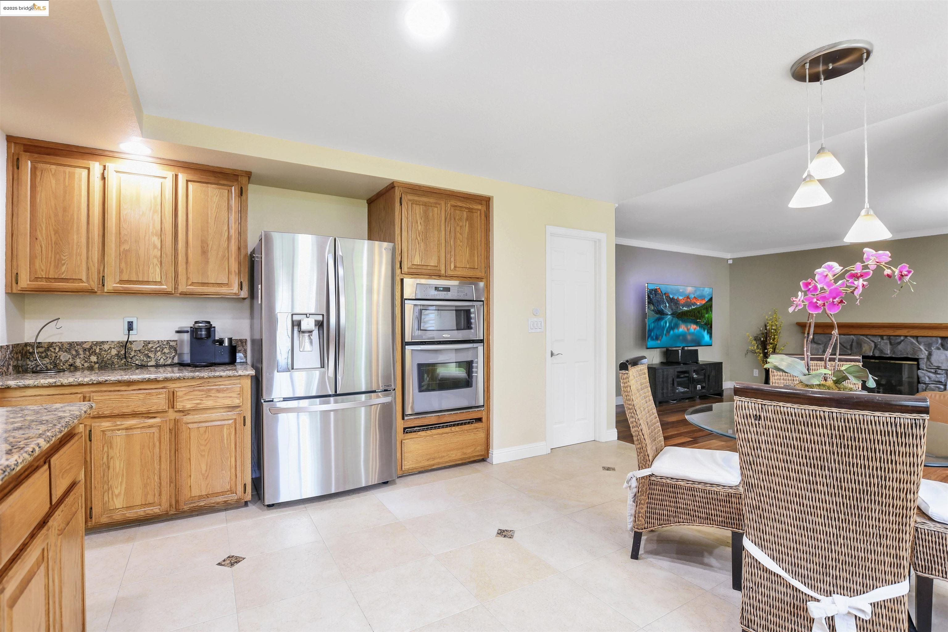 Detail Gallery Image 10 of 37 For 2270 Tamarisk Ct, Discovery Bay,  CA 94505 - 4 Beds | 3 Baths