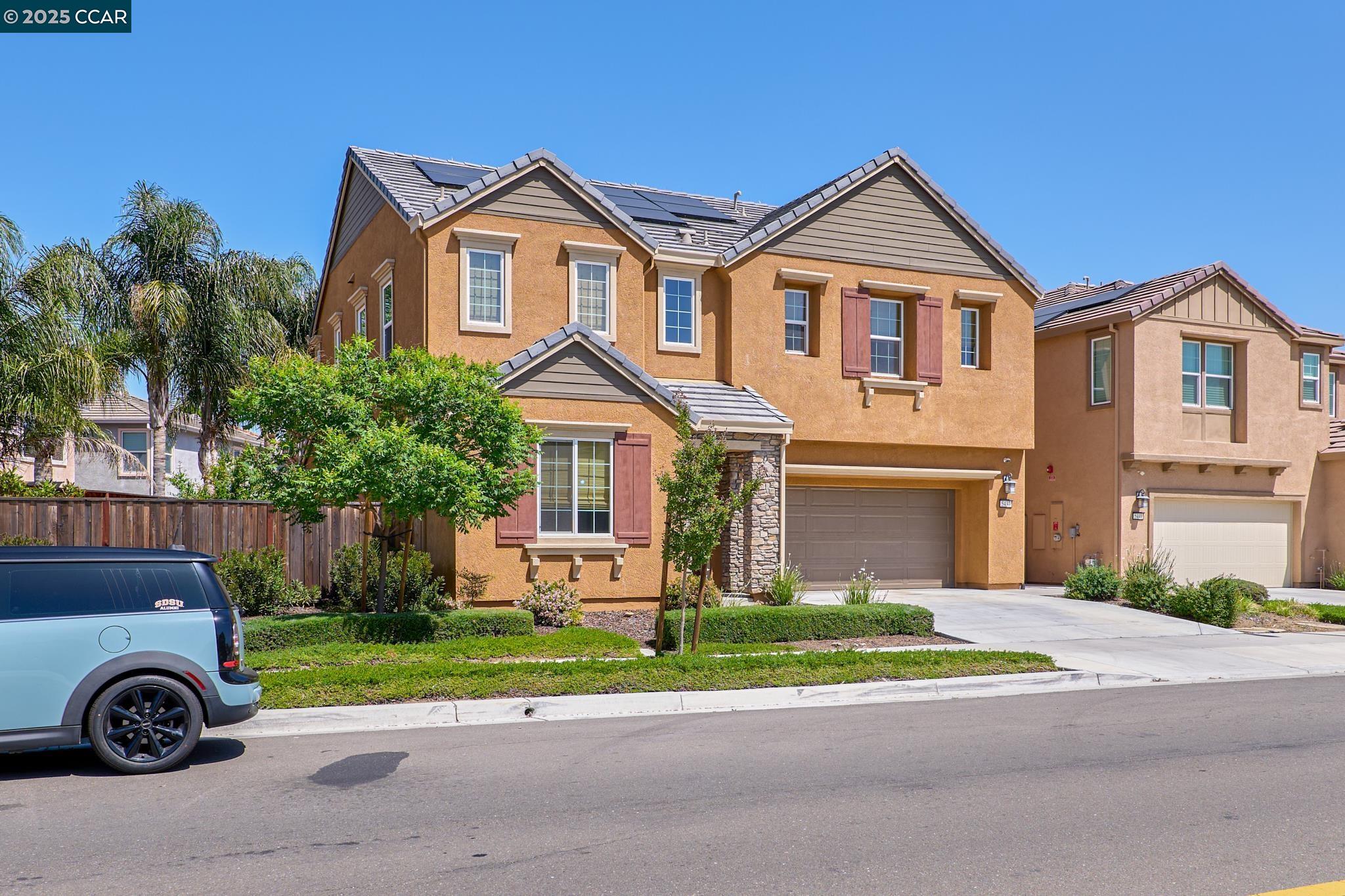 Detail Gallery Image 2 of 38 For 5437 Prewett Ranch Dr, Antioch,  CA 94531 - 5 Beds | 3 Baths