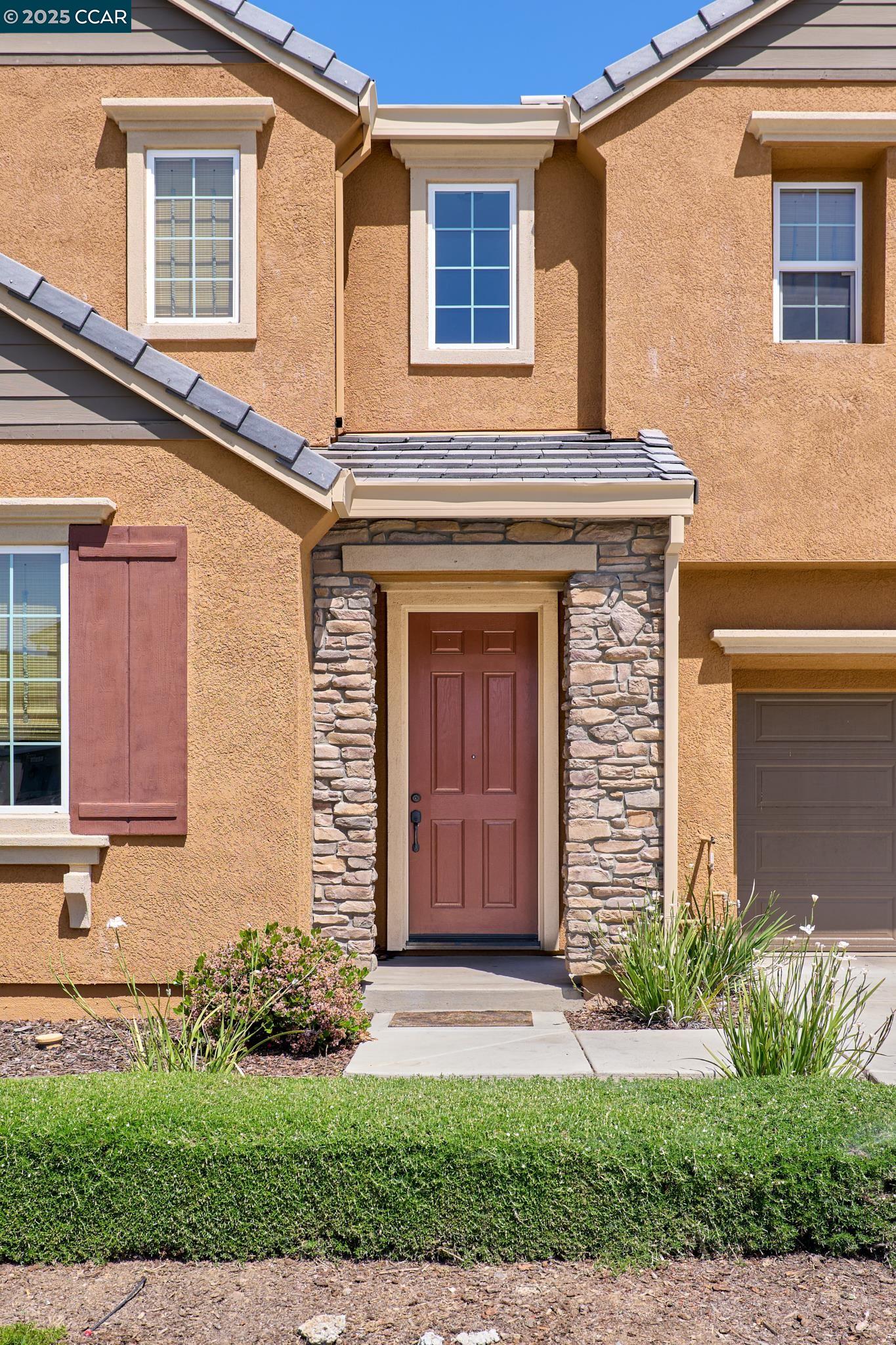 Detail Gallery Image 3 of 38 For 5437 Prewett Ranch Dr, Antioch,  CA 94531 - 5 Beds | 3 Baths